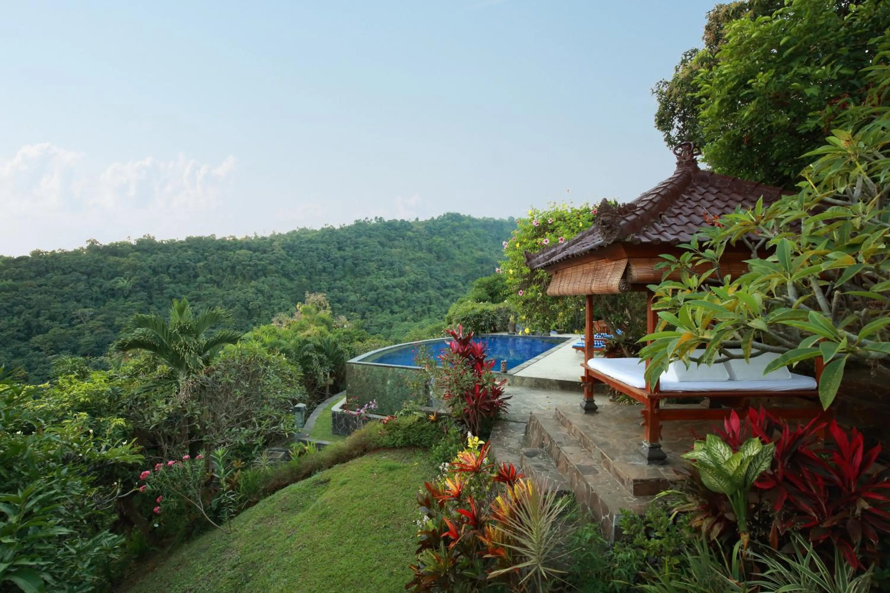 Area and facilities in Villa Patria