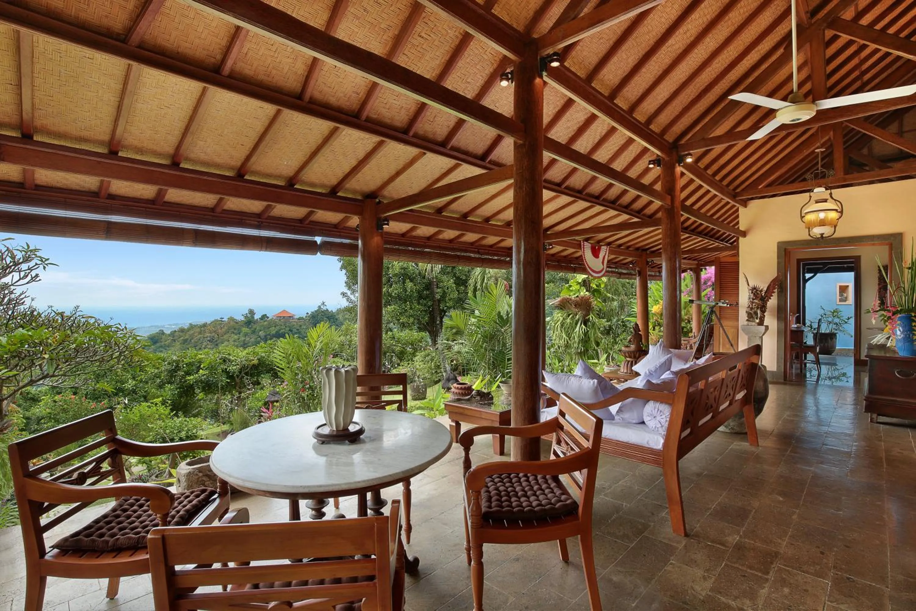Dining area in Villa Patria