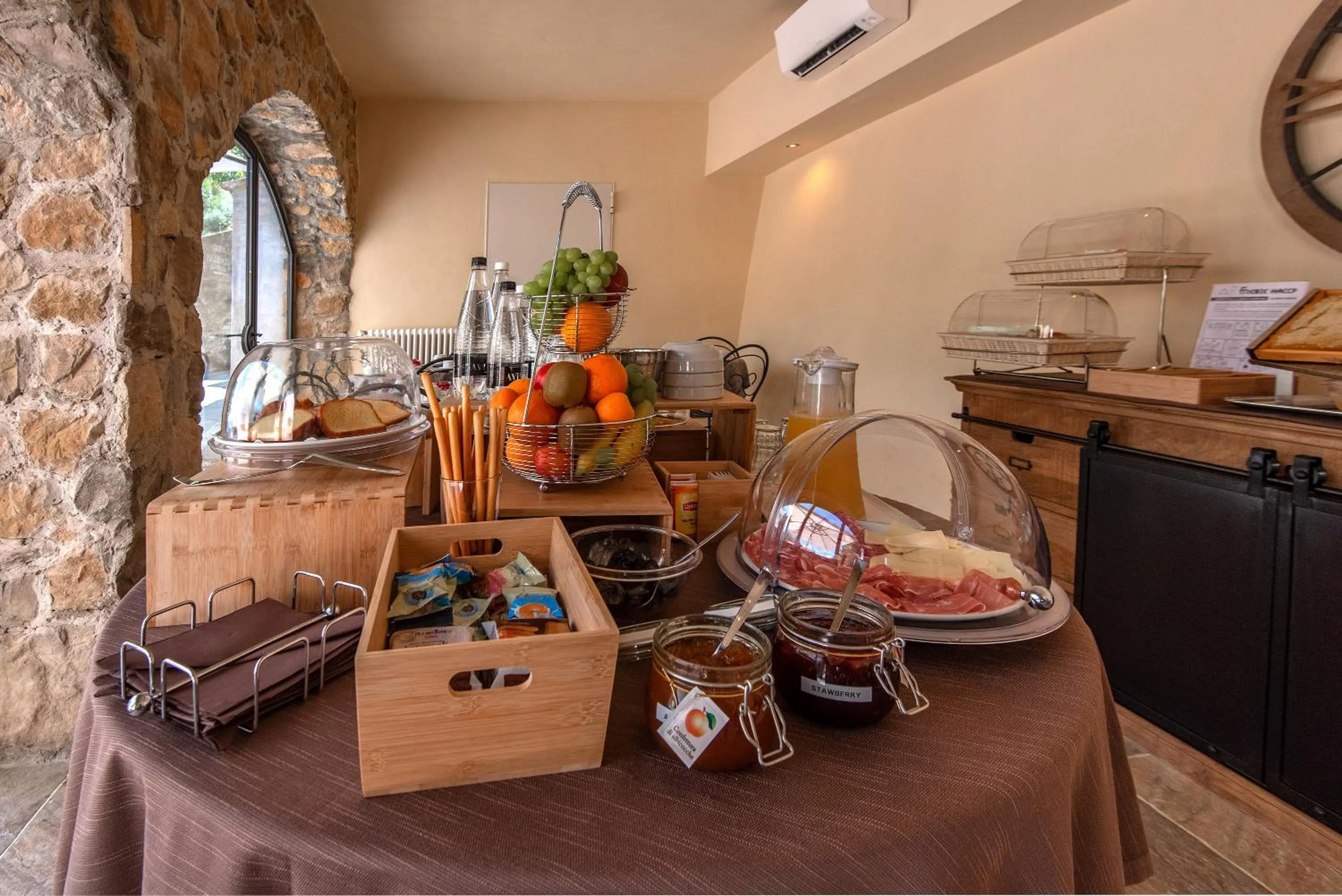 Food and drinks in Borgo di Villa Cellaia Resort & SPA