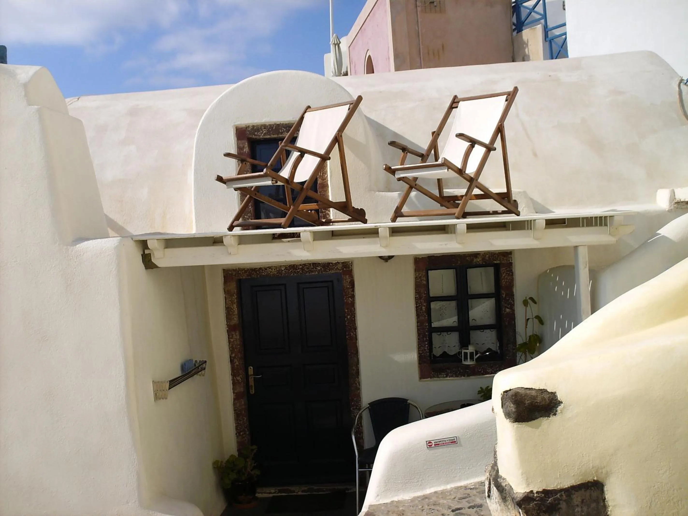 Property building in Fotinos Houses