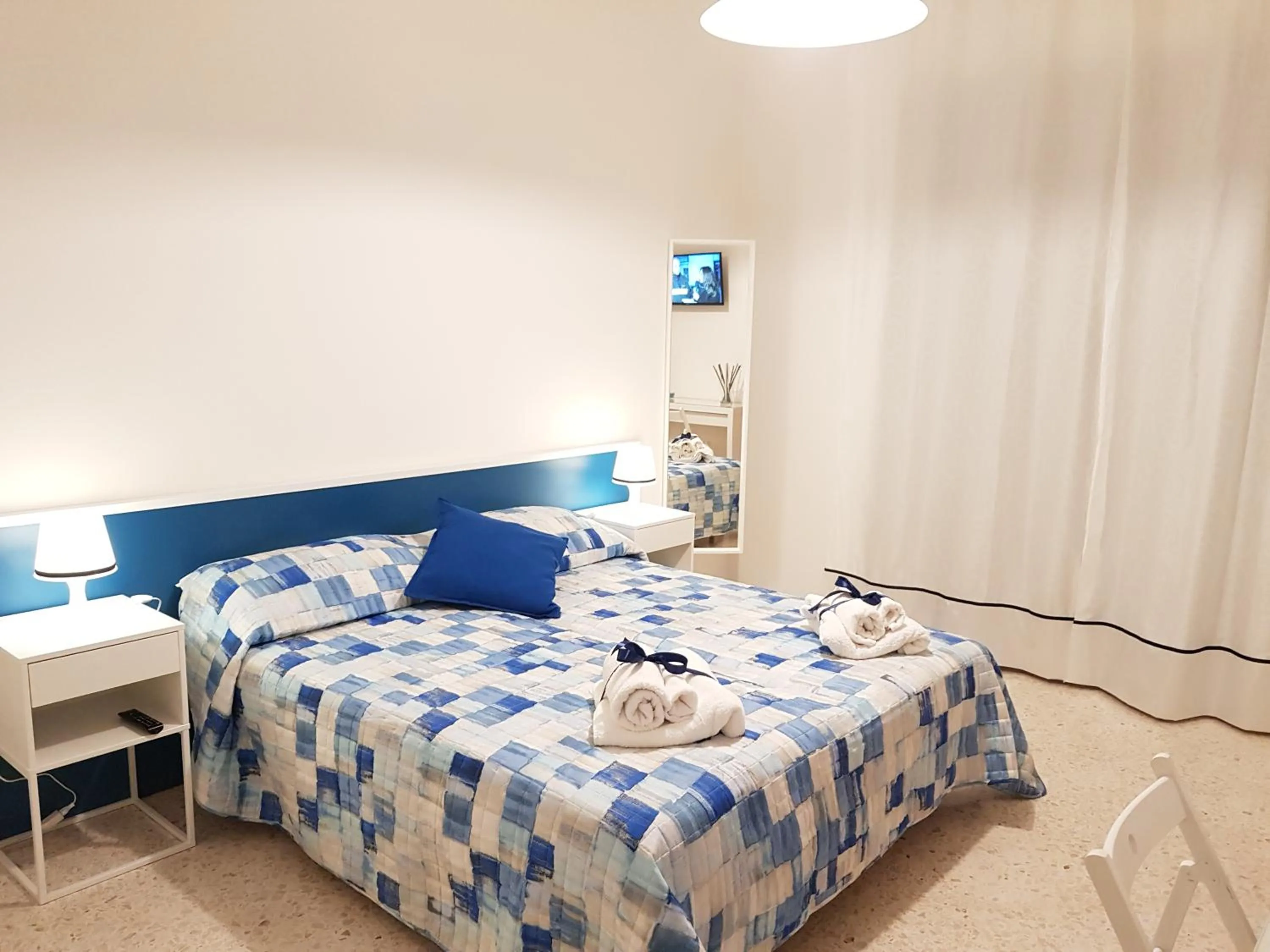 Bedroom in Barone Blu