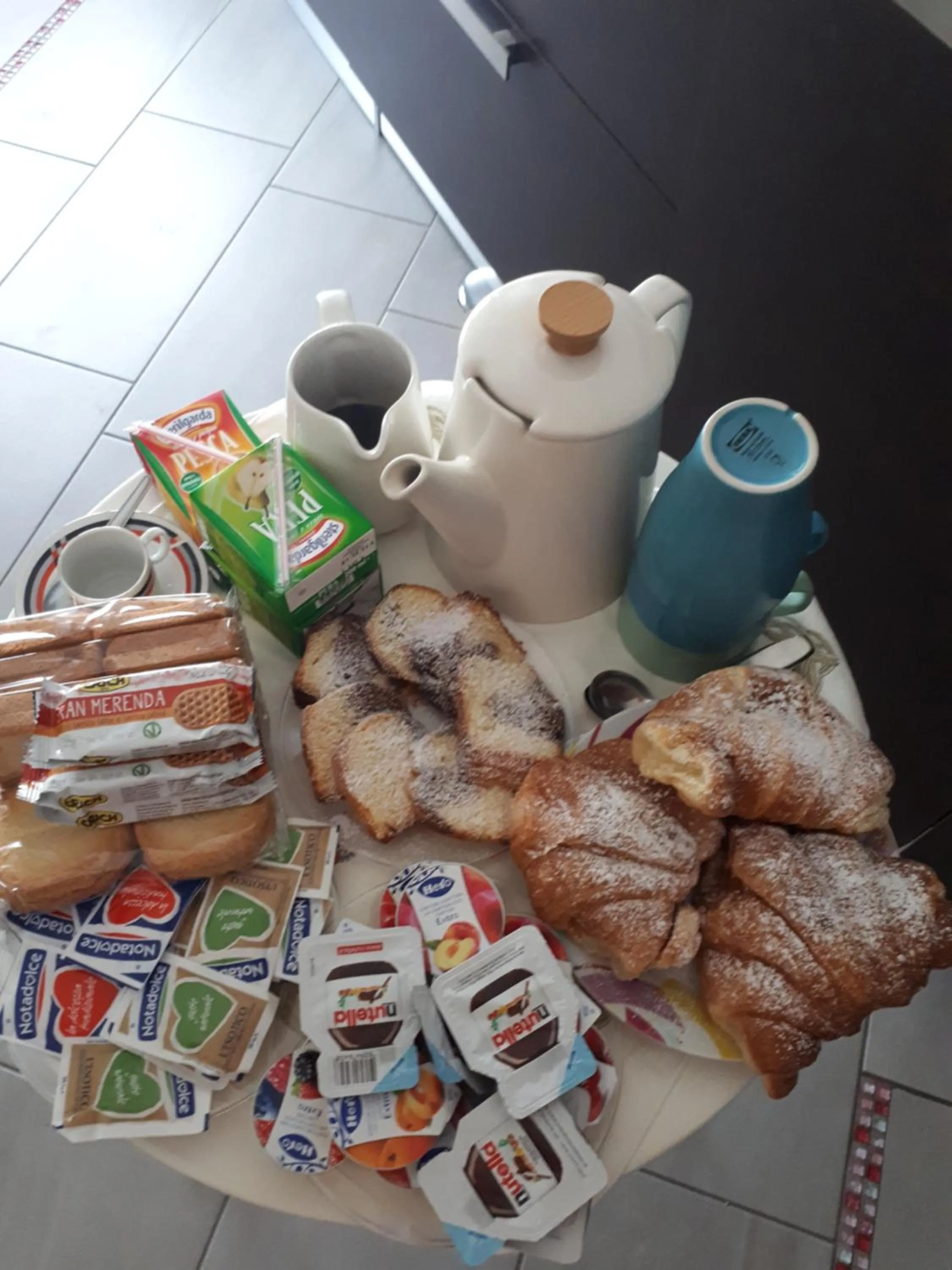 Breakfast in Barone Blu