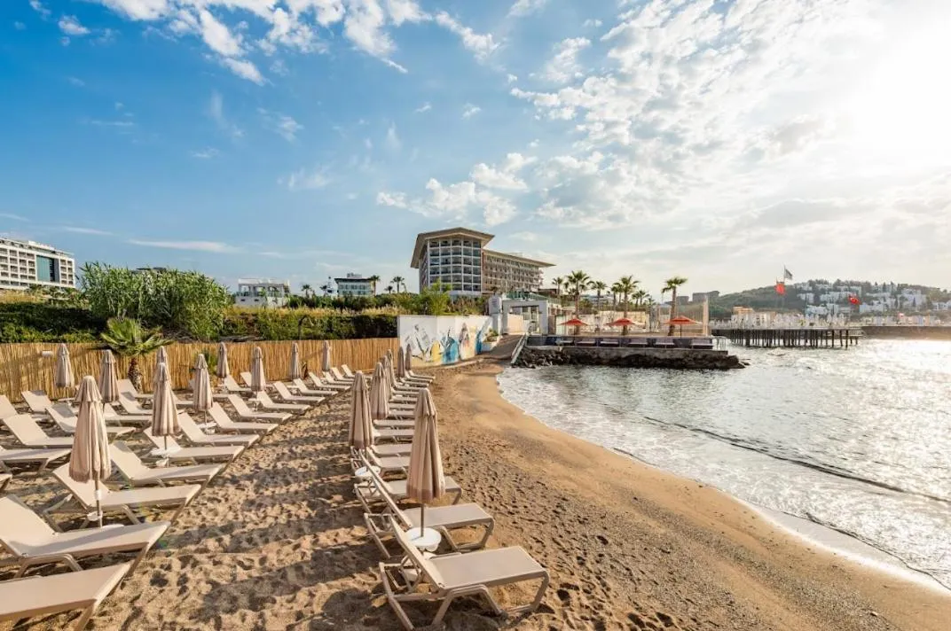 Beach in White City Resort Hotel - Ultra All Inclusive