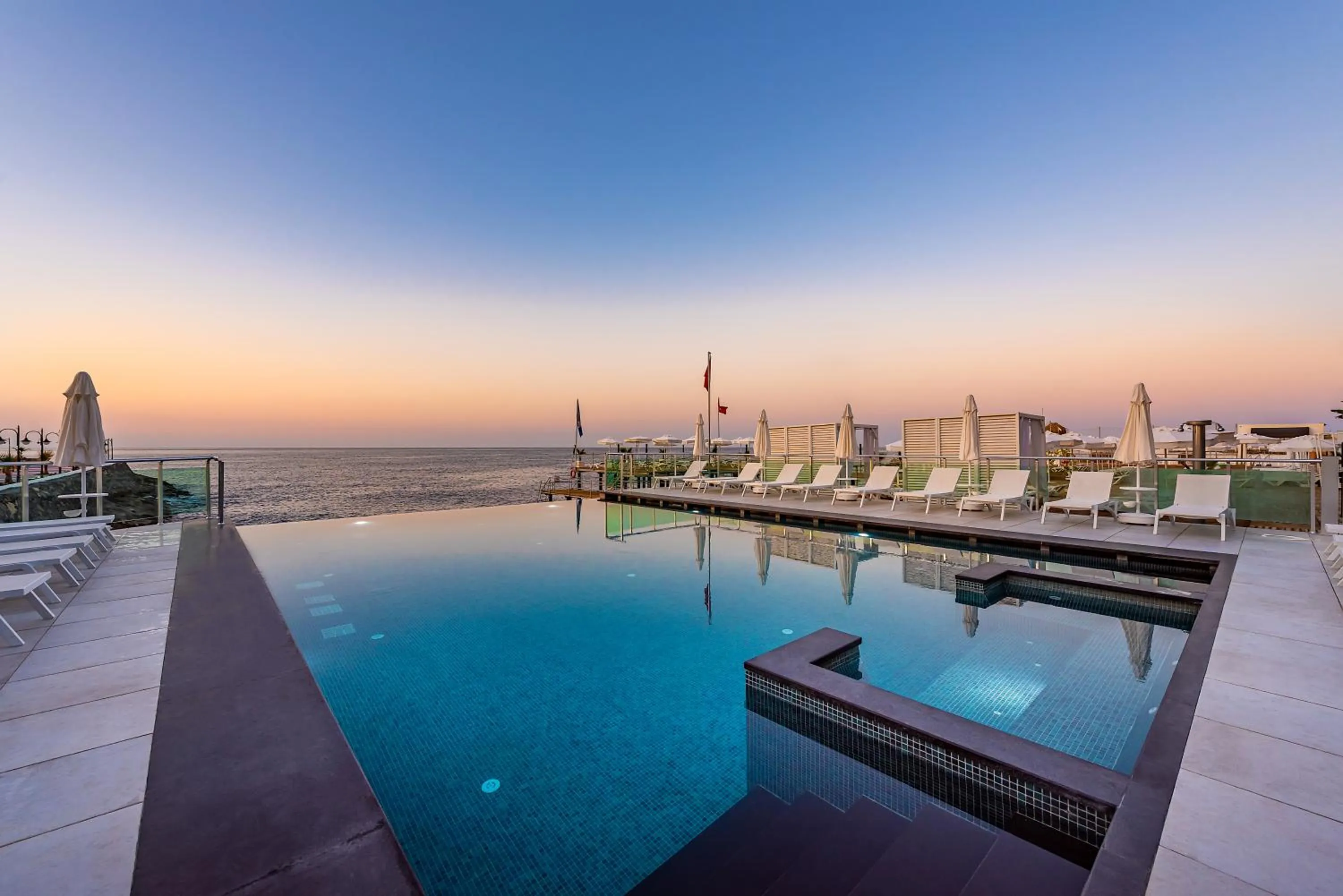 Swimming pool in White City Resort Hotel - Ultra All Inclusive