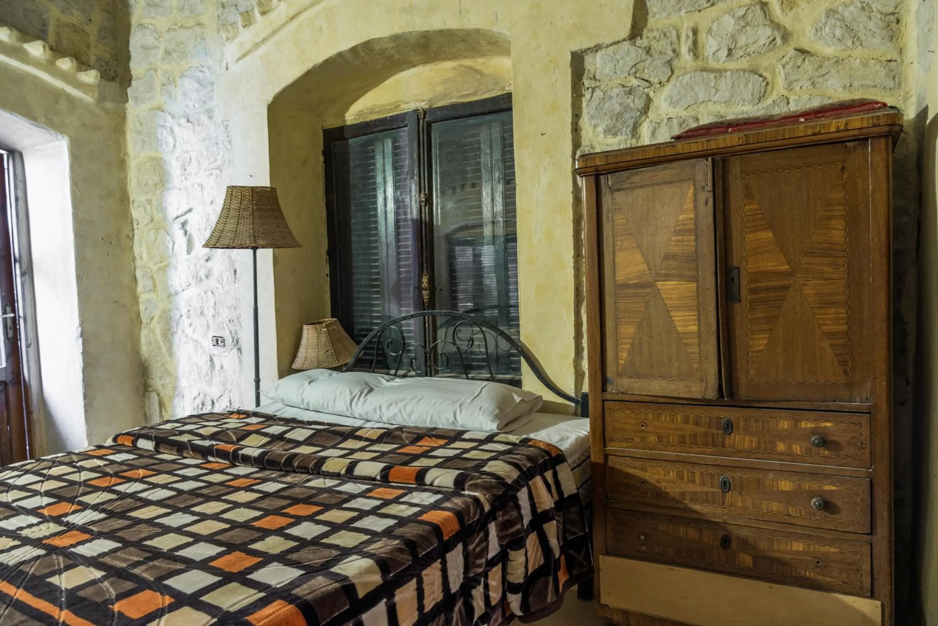 Bed in Zad El Mosafer Guest House