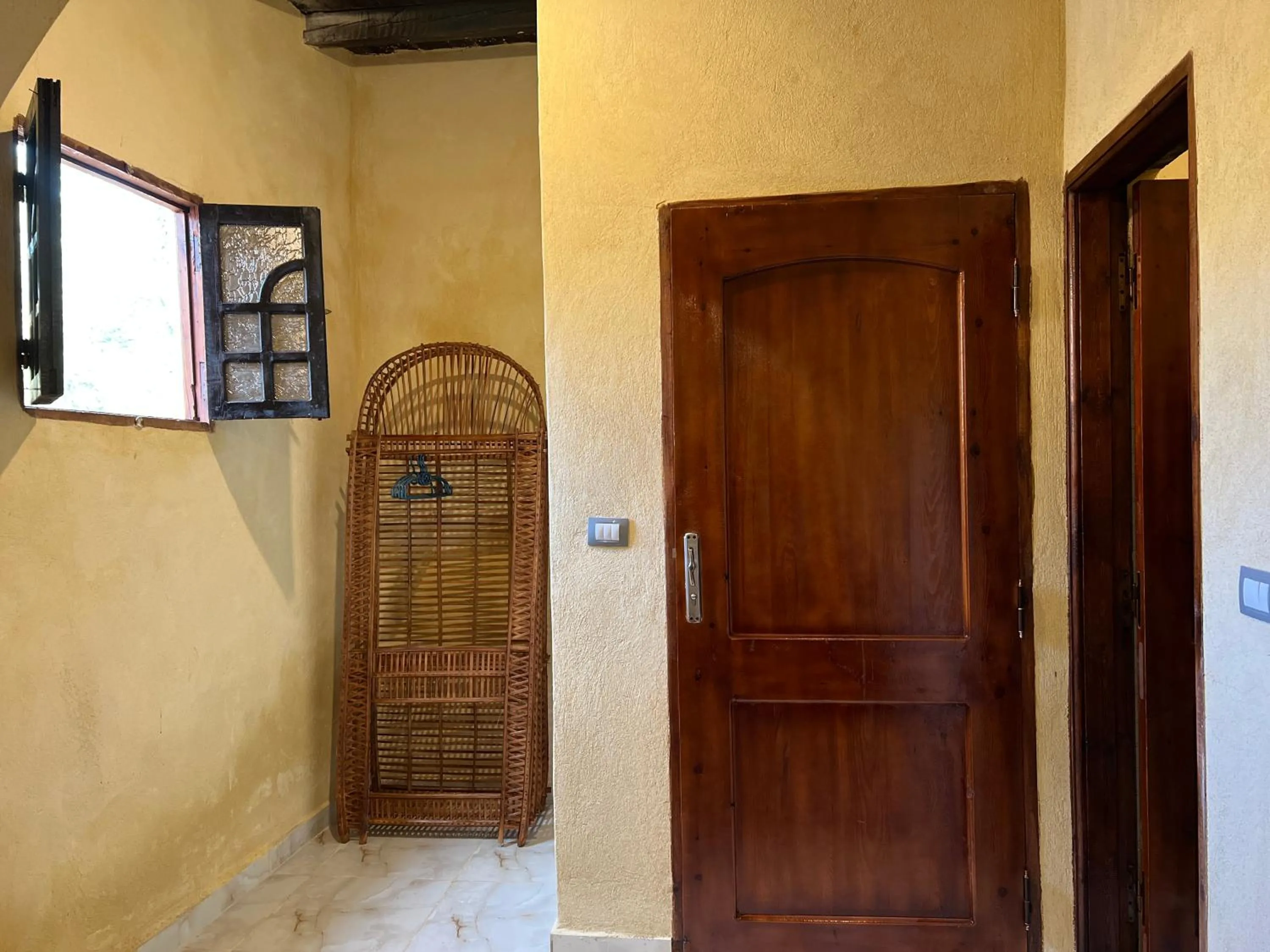 wardrobe in Zad El Mosafer Guest House