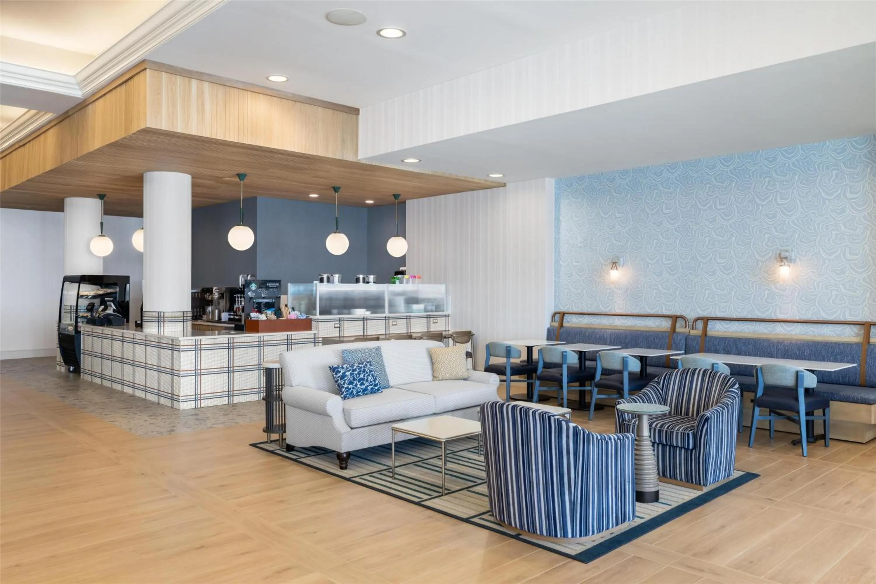 Restaurant/places to eat in Hilton Suites Ocean City Oceanfront