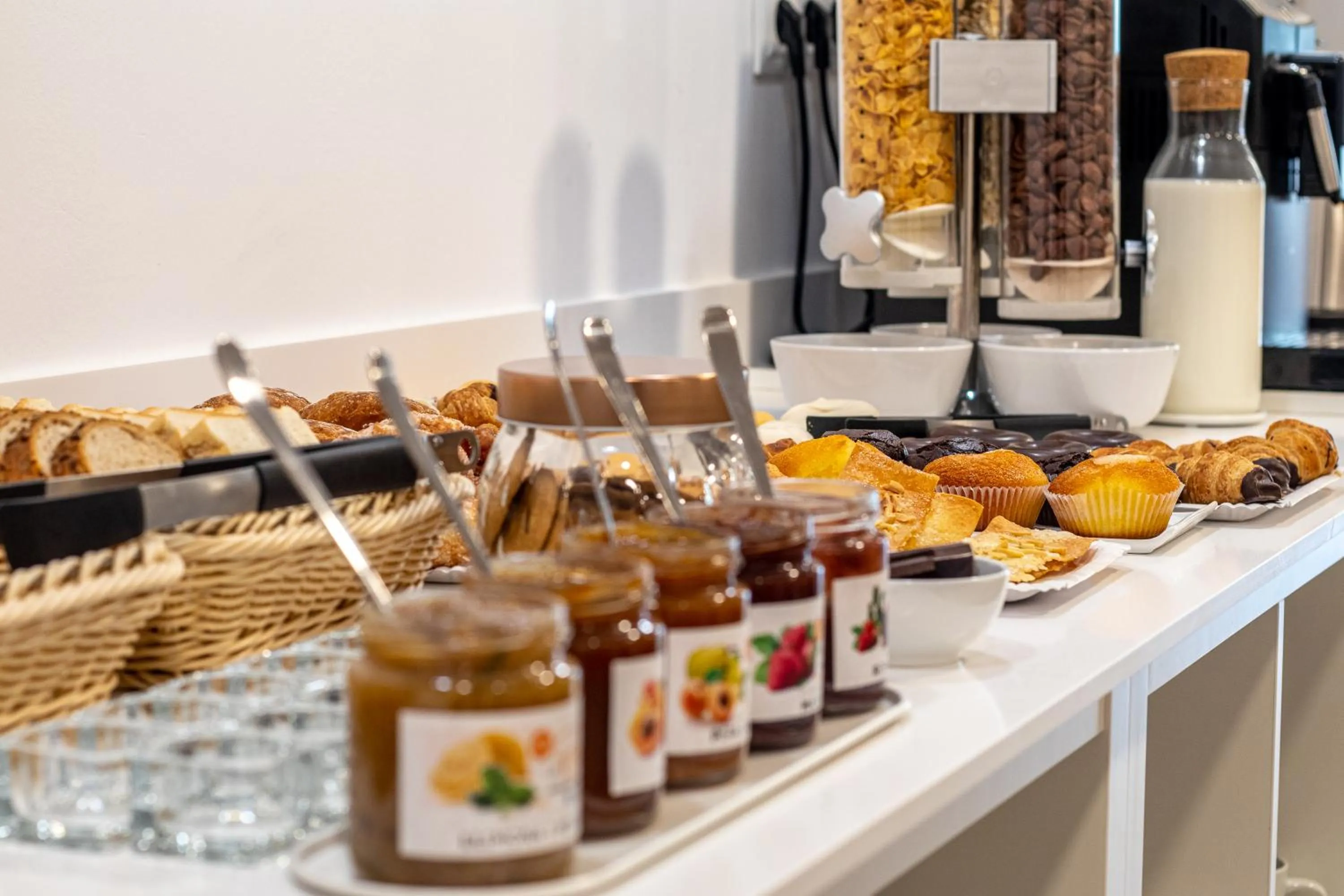 Breakfast in Hotel hcp