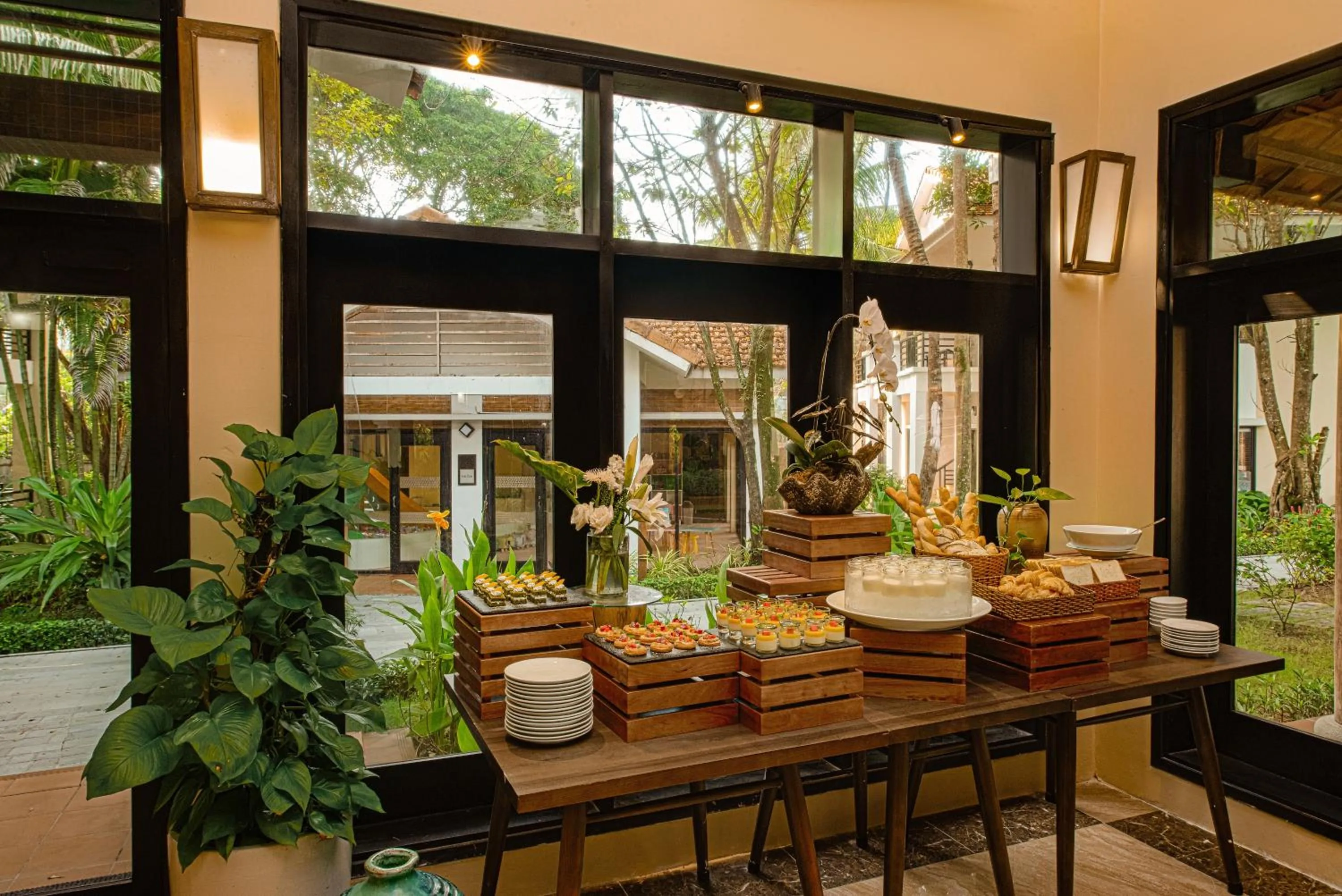 Famiana Resort & Spa - Breakfast is served as Brunch 6AM30 to 1PM