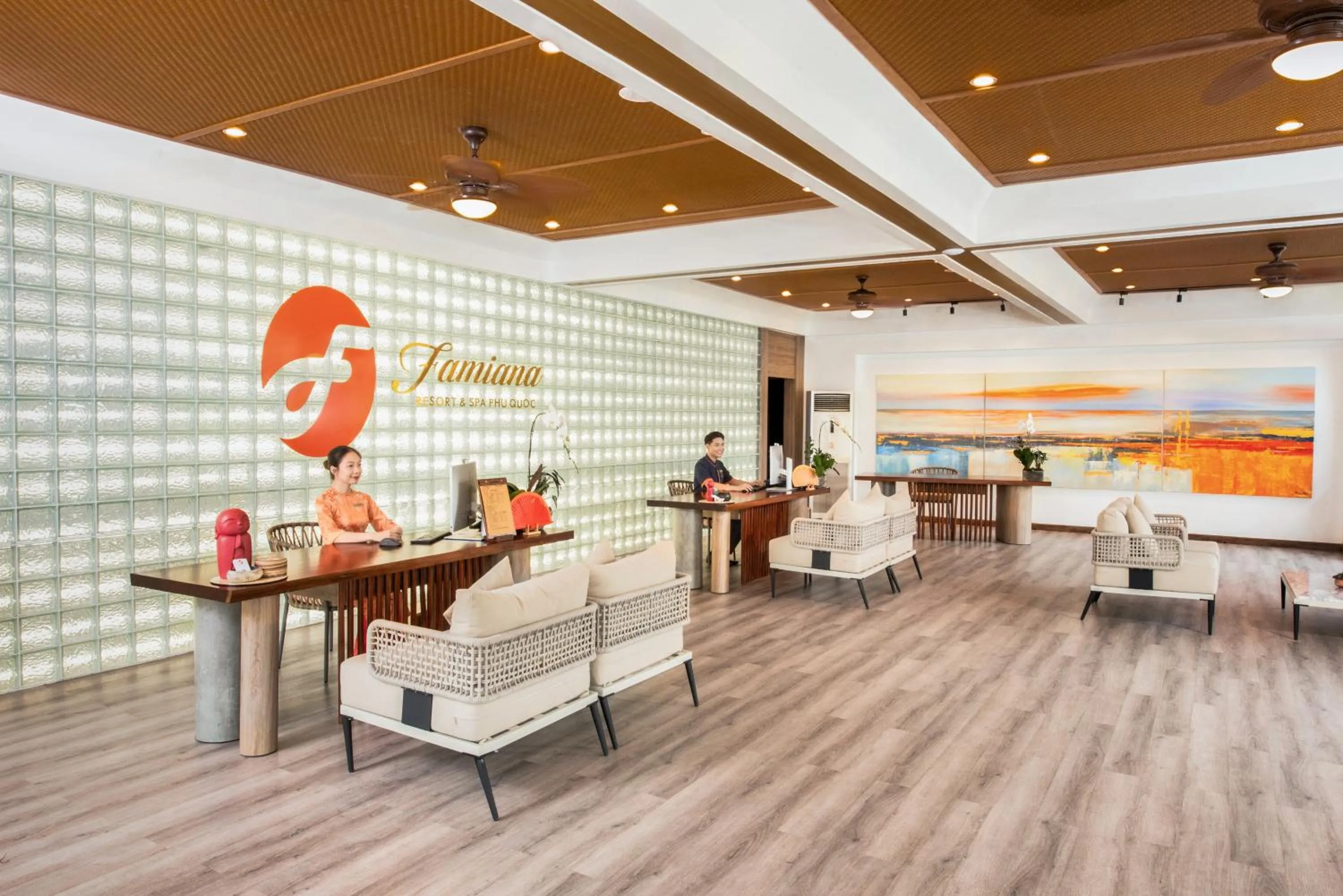 Famiana Resort & Spa - Breakfast is served as Brunch 6AM30 to 1PM