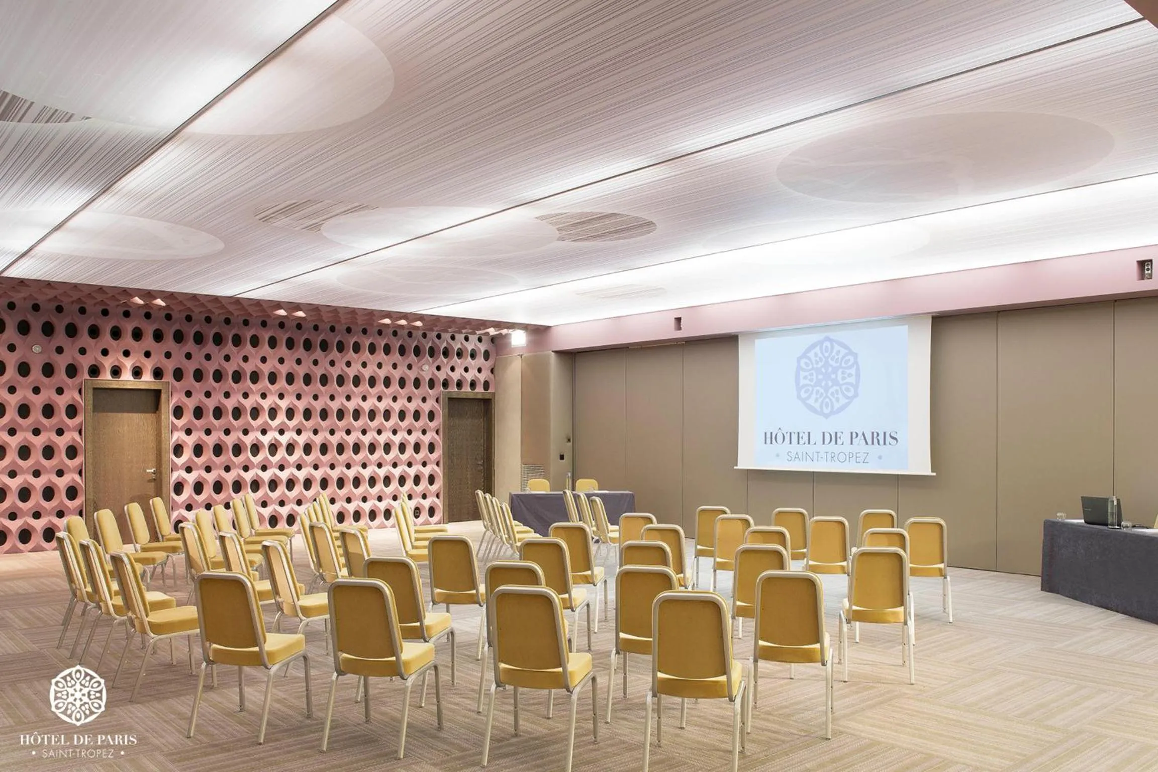 Meeting/conference room in Hôtel de Paris Saint-Tropez