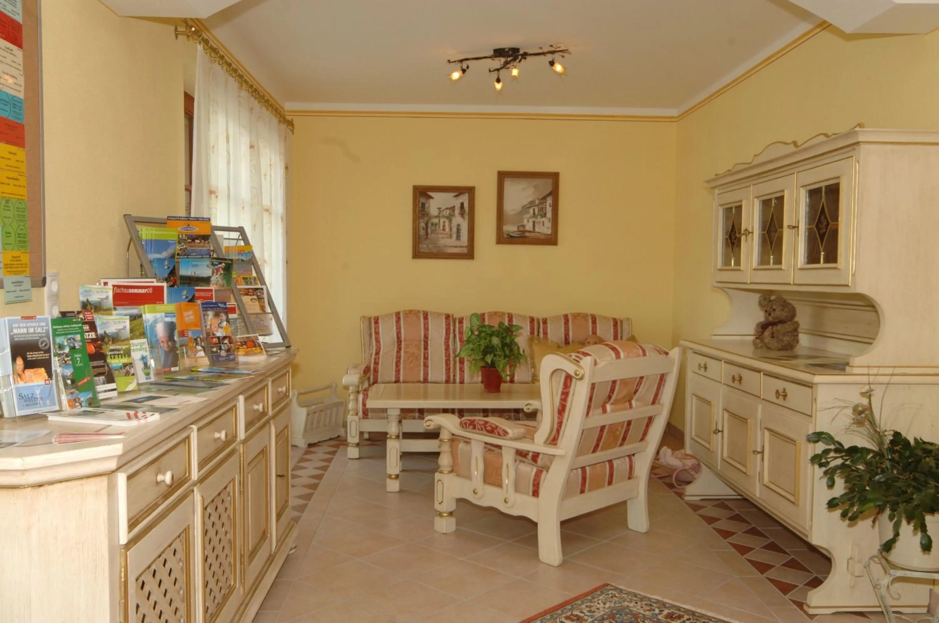 Seating area in Hotel Garni Tannenhof