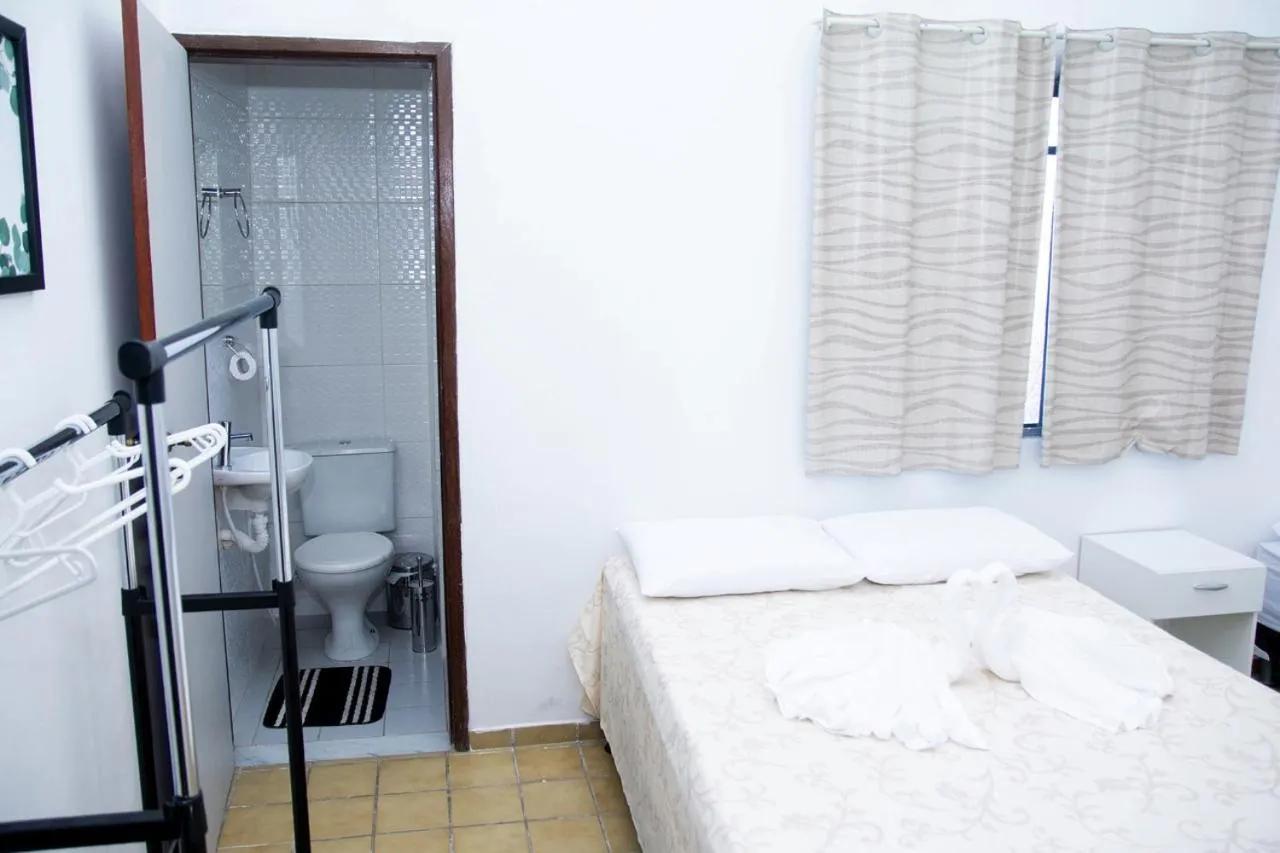 Bathroom, Bed in Pousada Águas Marinhas