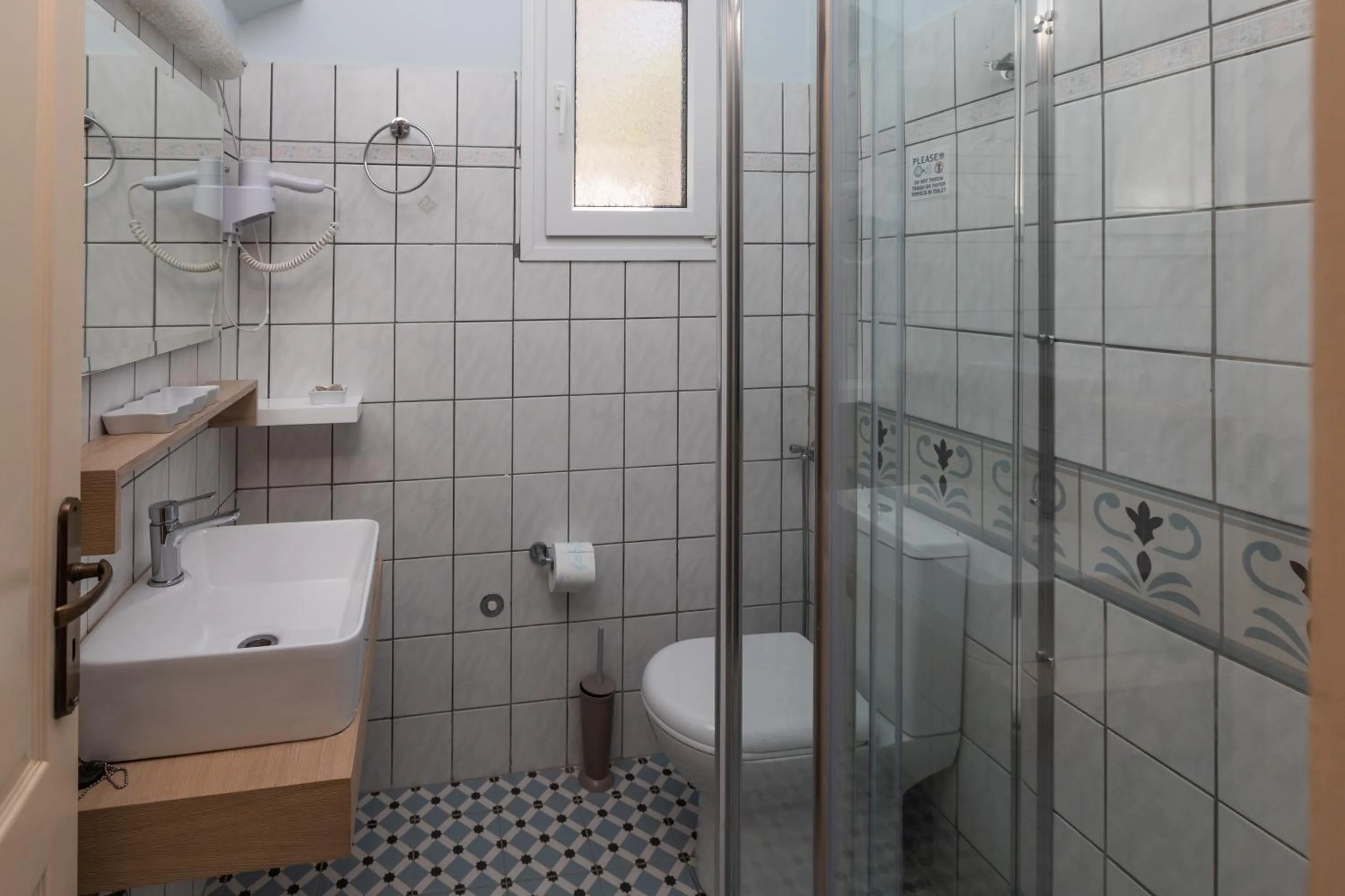 Bath in Garbis Villas & Apartments