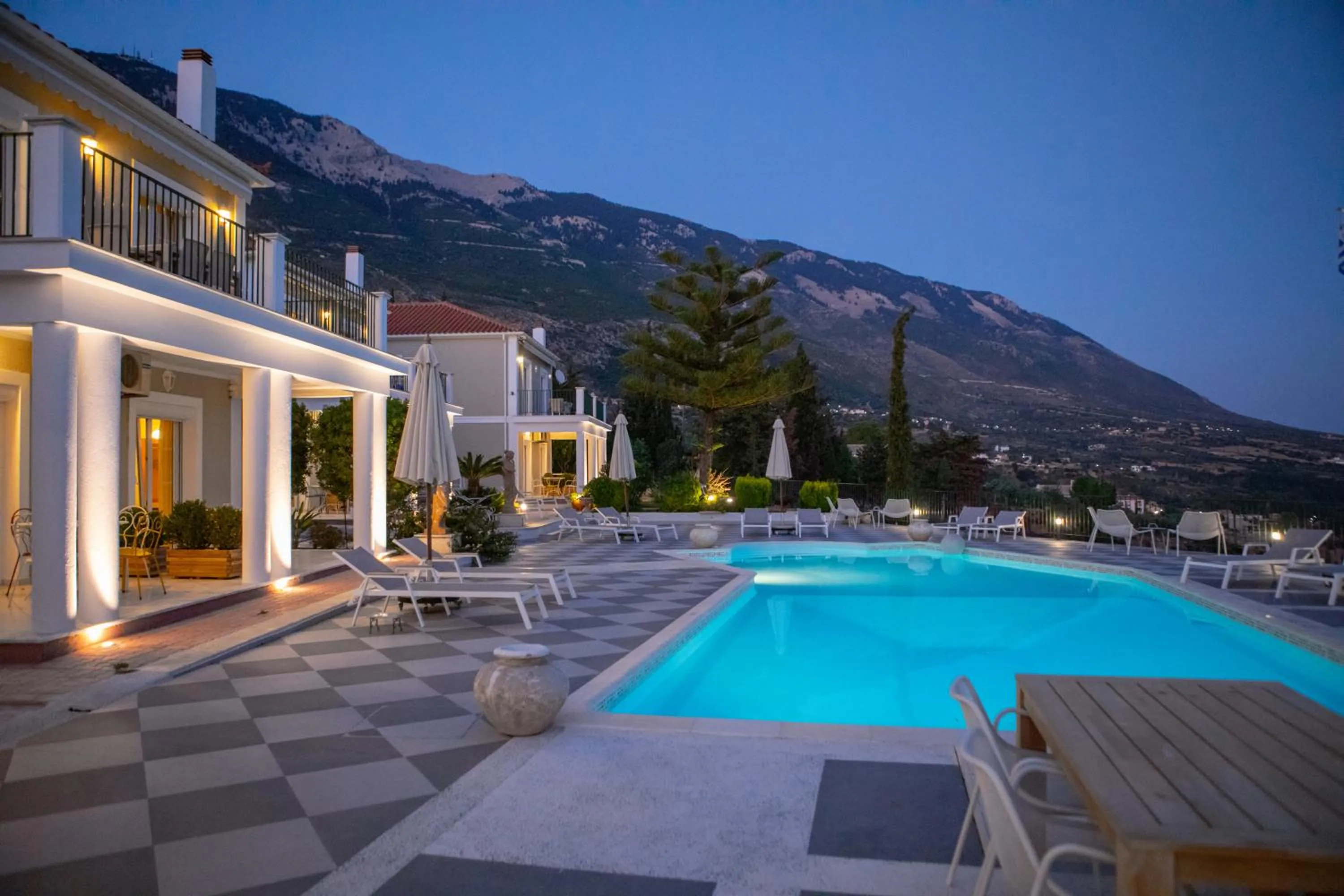 Swimming pool in Garbis Villas & Apartments