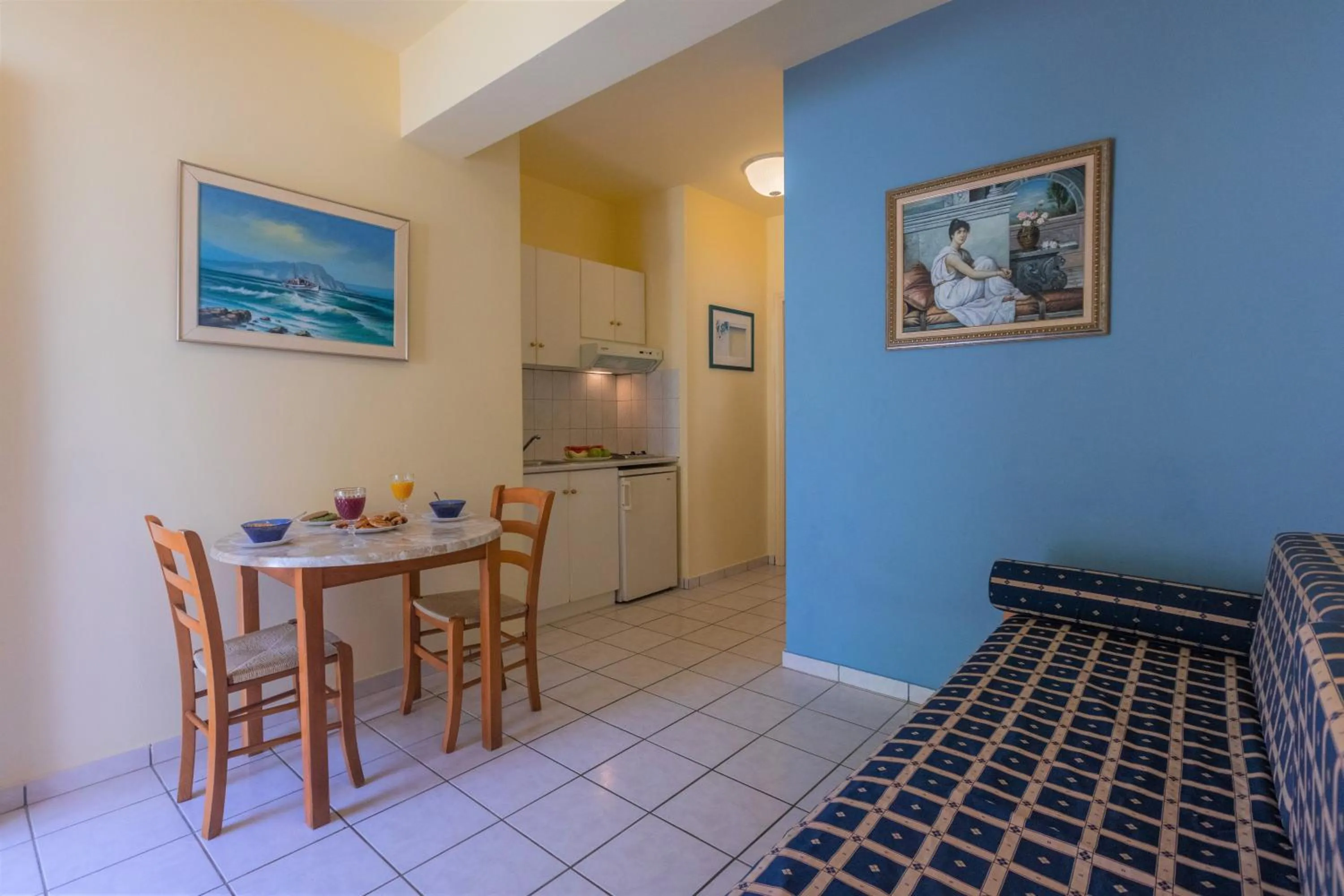 Kitchen or kitchenette in Garbis Villas & Apartments