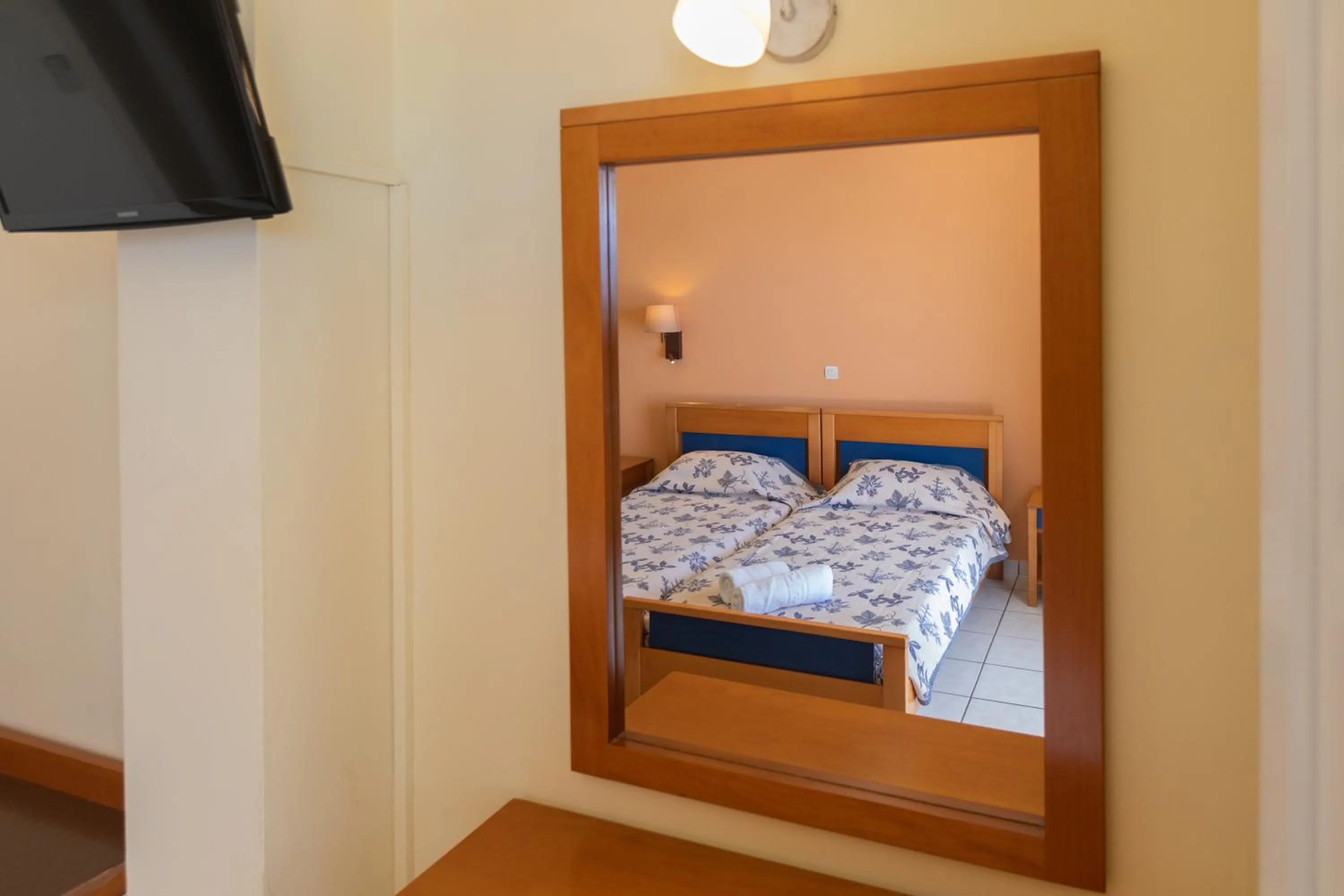 Bedroom, Bed in Garbis Villas & Apartments