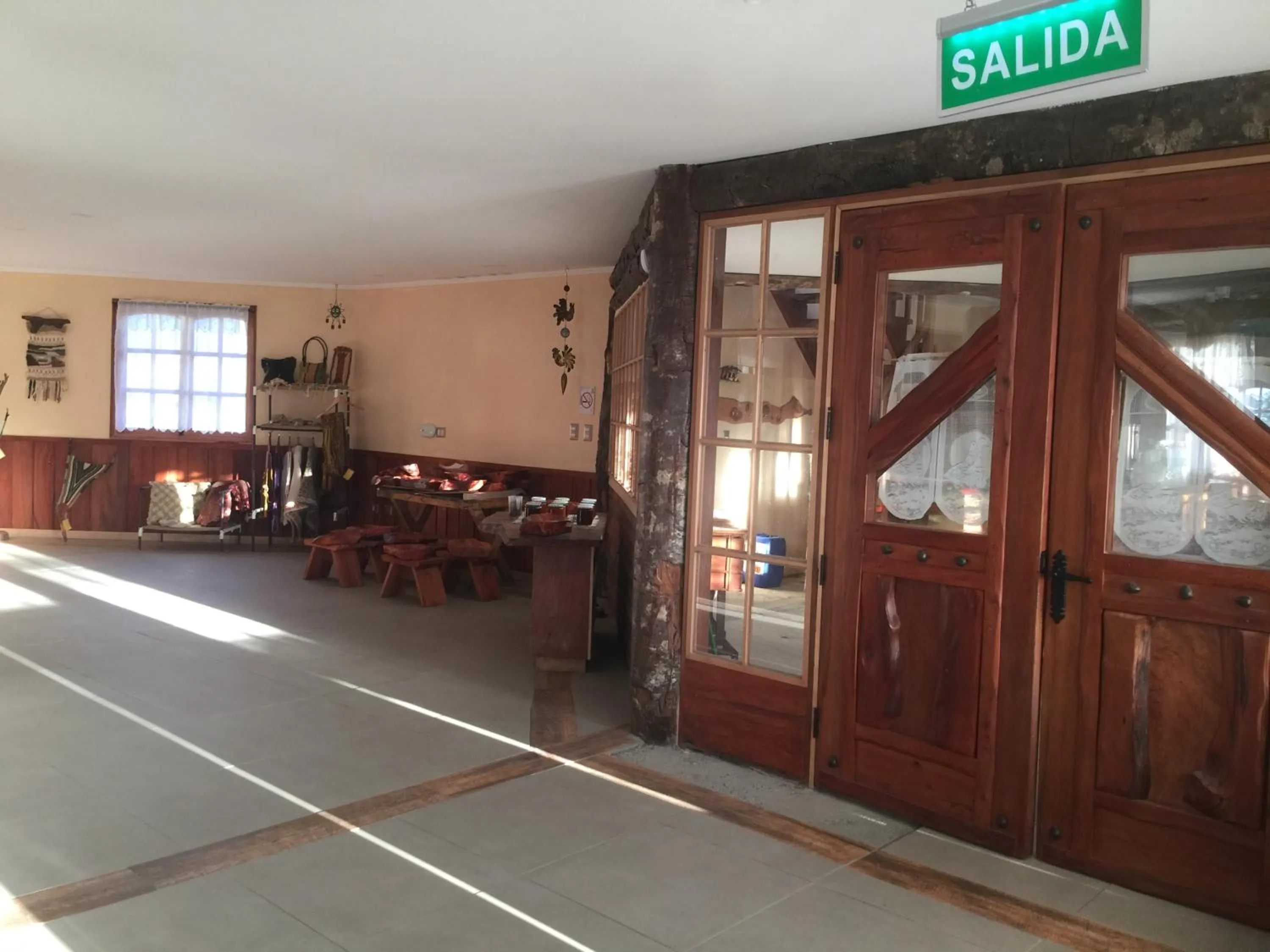 Facade/entrance in Parque la Pajarera