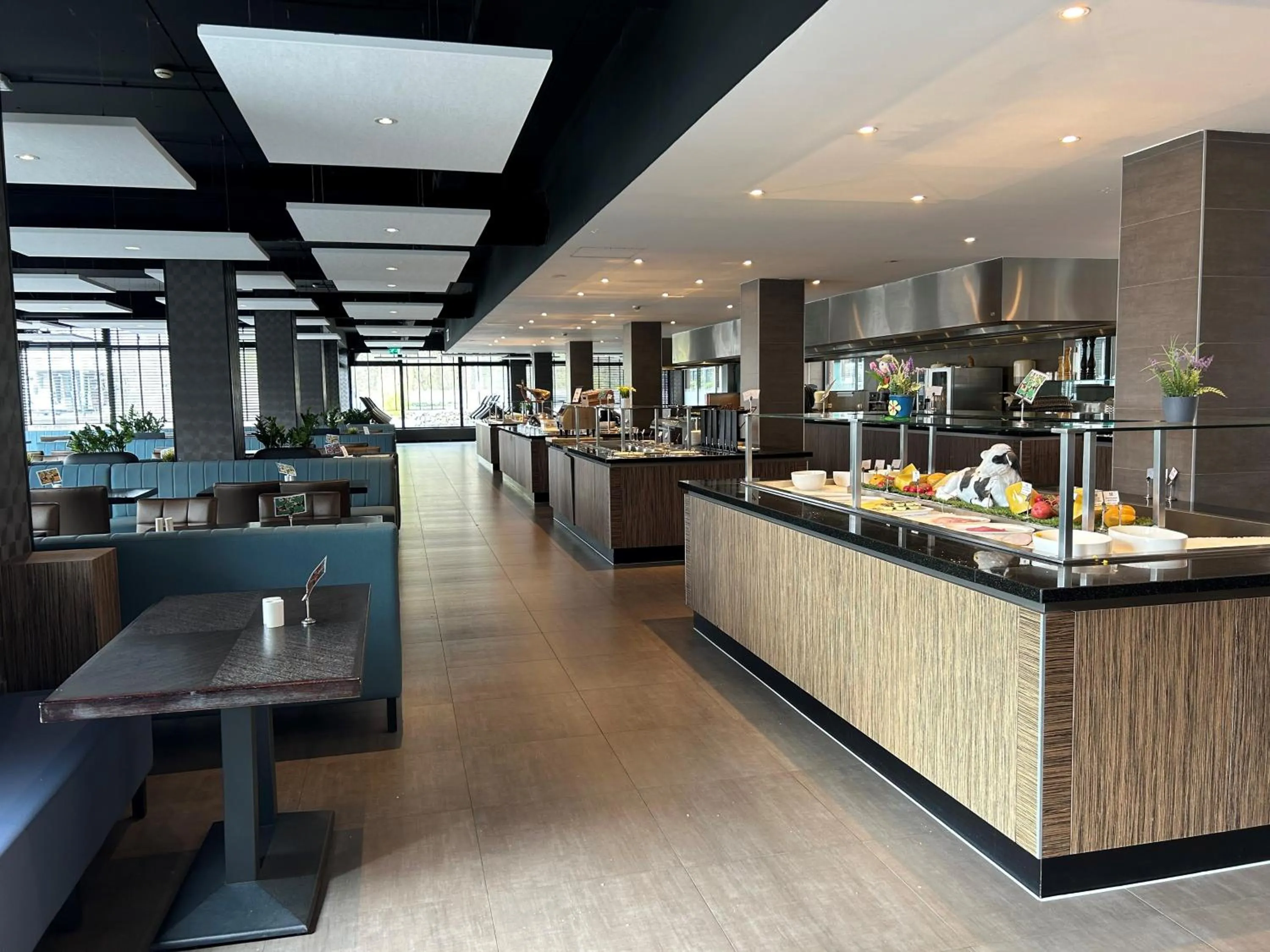 Breakfast in XO Hotels Park West