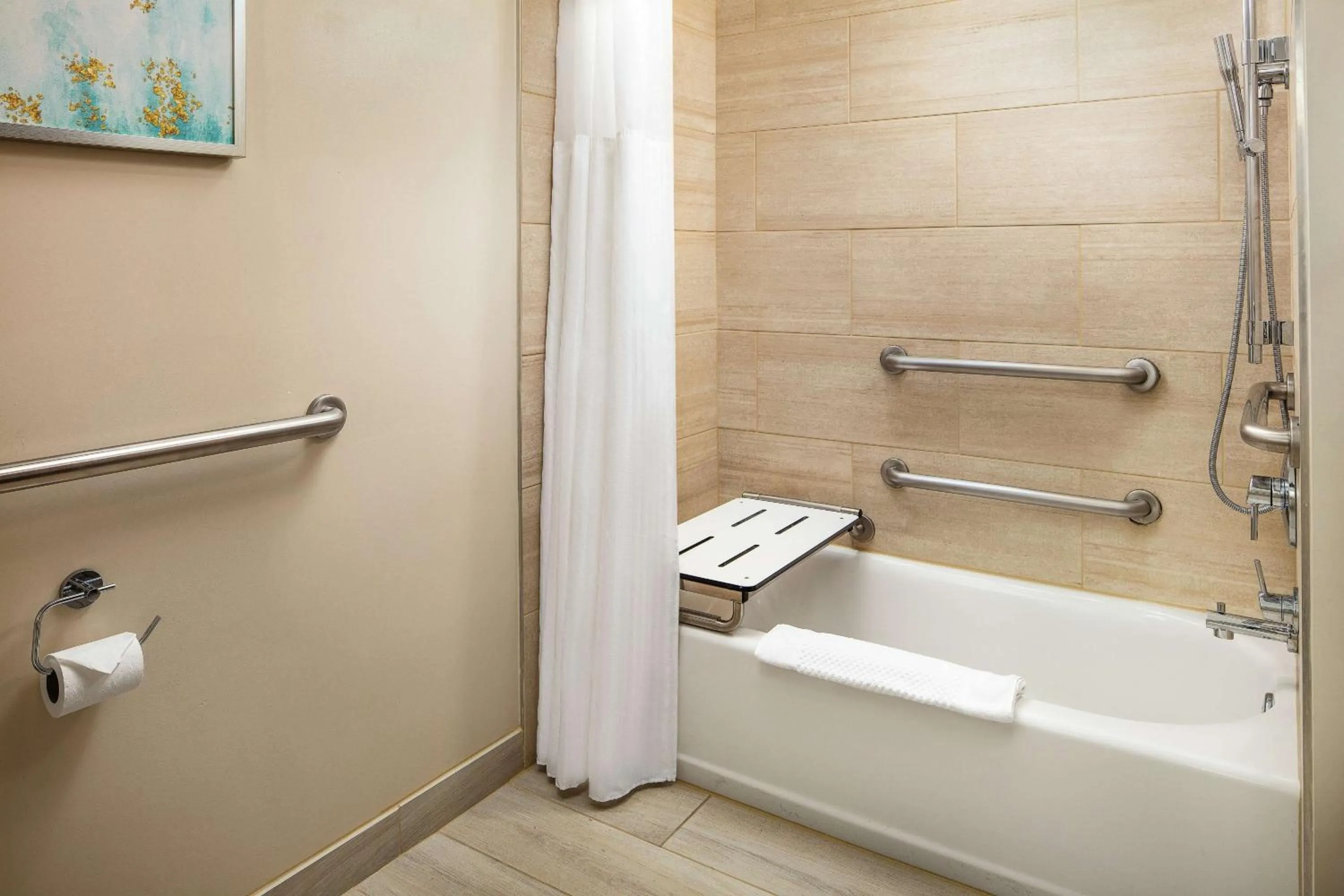 Bathroom in Hilton Santa Barbara Beachfront Resort