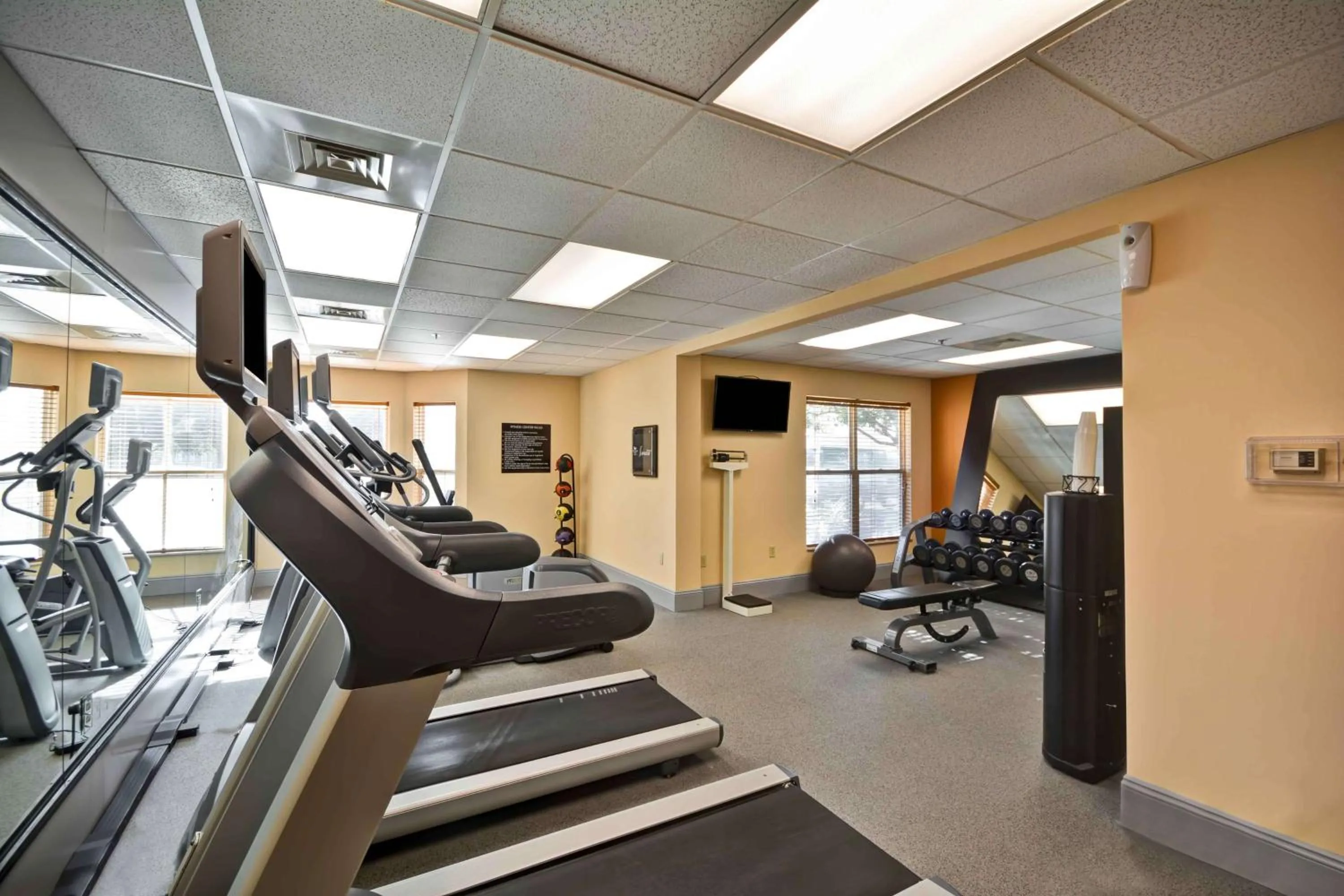 Fitness centre/facilities in Homewood Suites by Hilton San Antonio Northwest