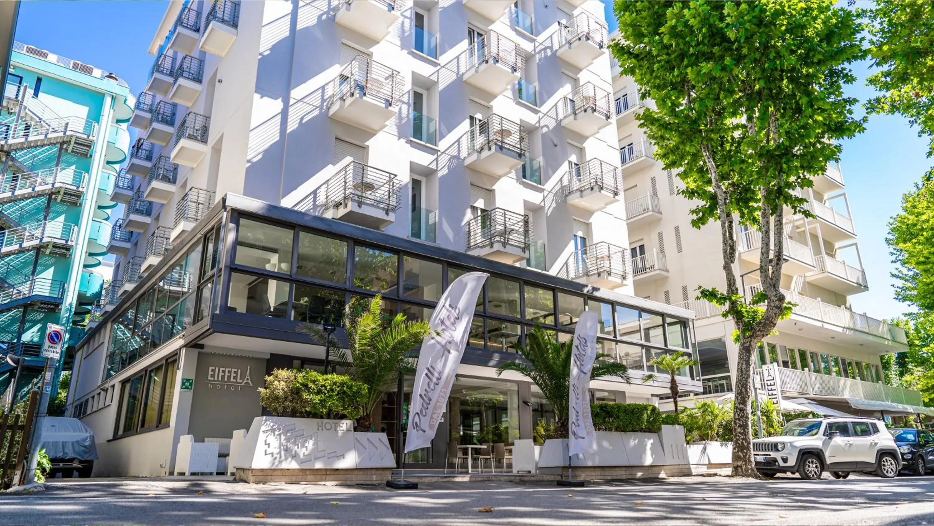 Property building in Hotel Eiffel