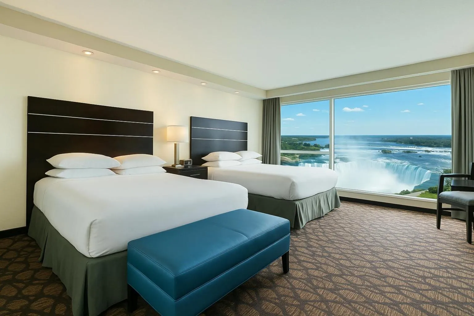 Bed in Embassy Suites by Hilton Niagara Falls/ Fallsview