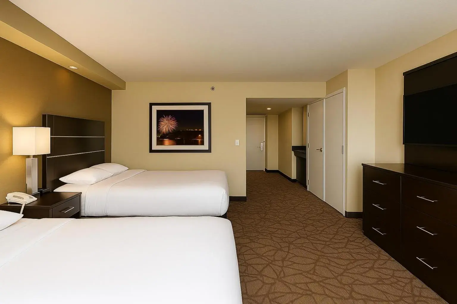 Queen Suite with City View in Embassy Suites by Hilton Niagara Falls/ Fallsview Queen Suite with City View in Embassy Suites by Hilton Niagara Falls/ Fallsview