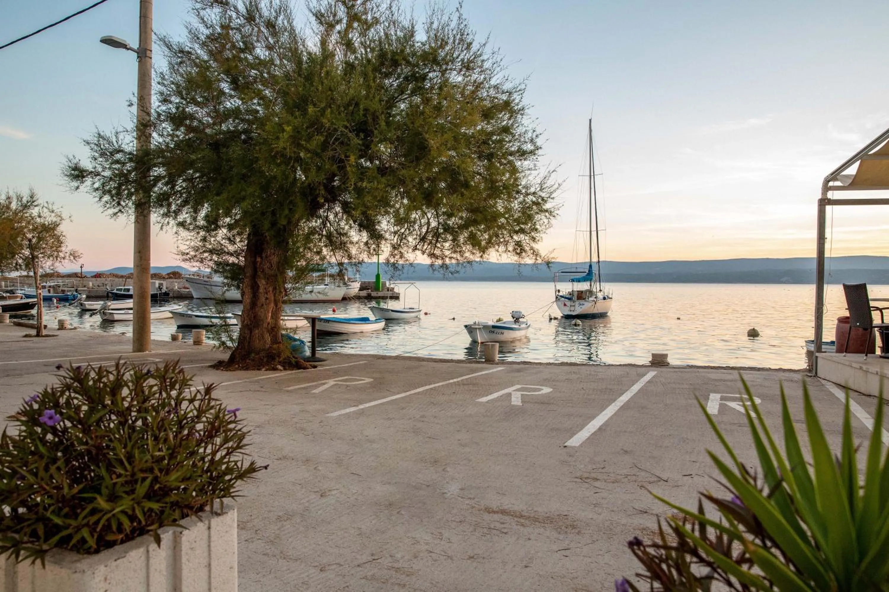 Parking in Hotel Pleter