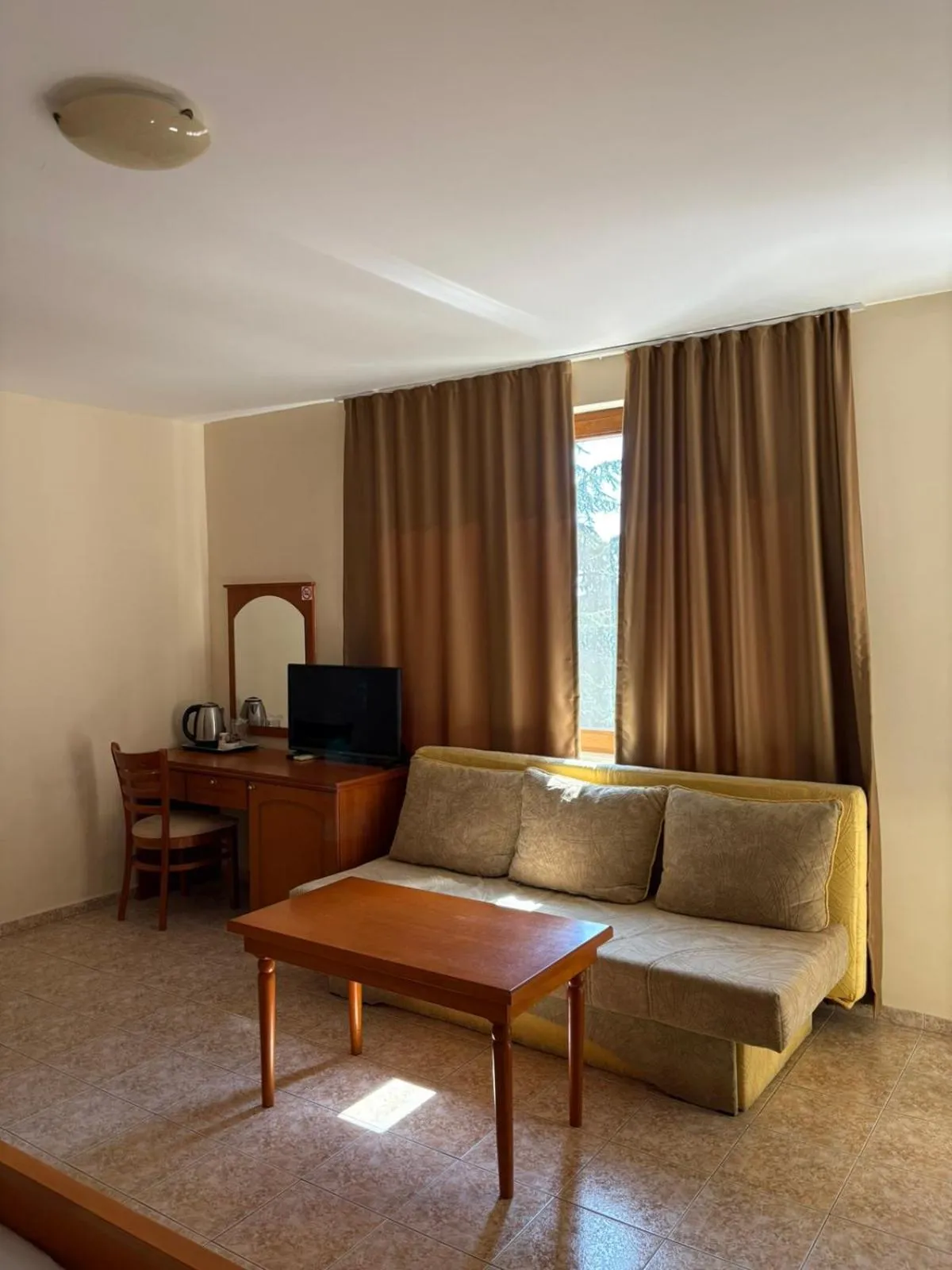 Bedroom in Family Hotel Chris