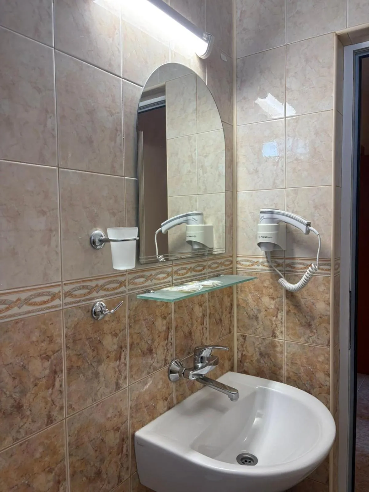 hair dryier in Family Hotel Chris