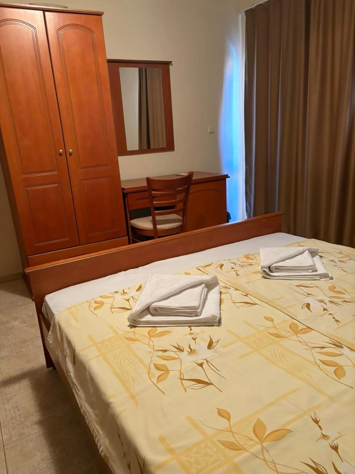 Bed in Family Hotel Chris