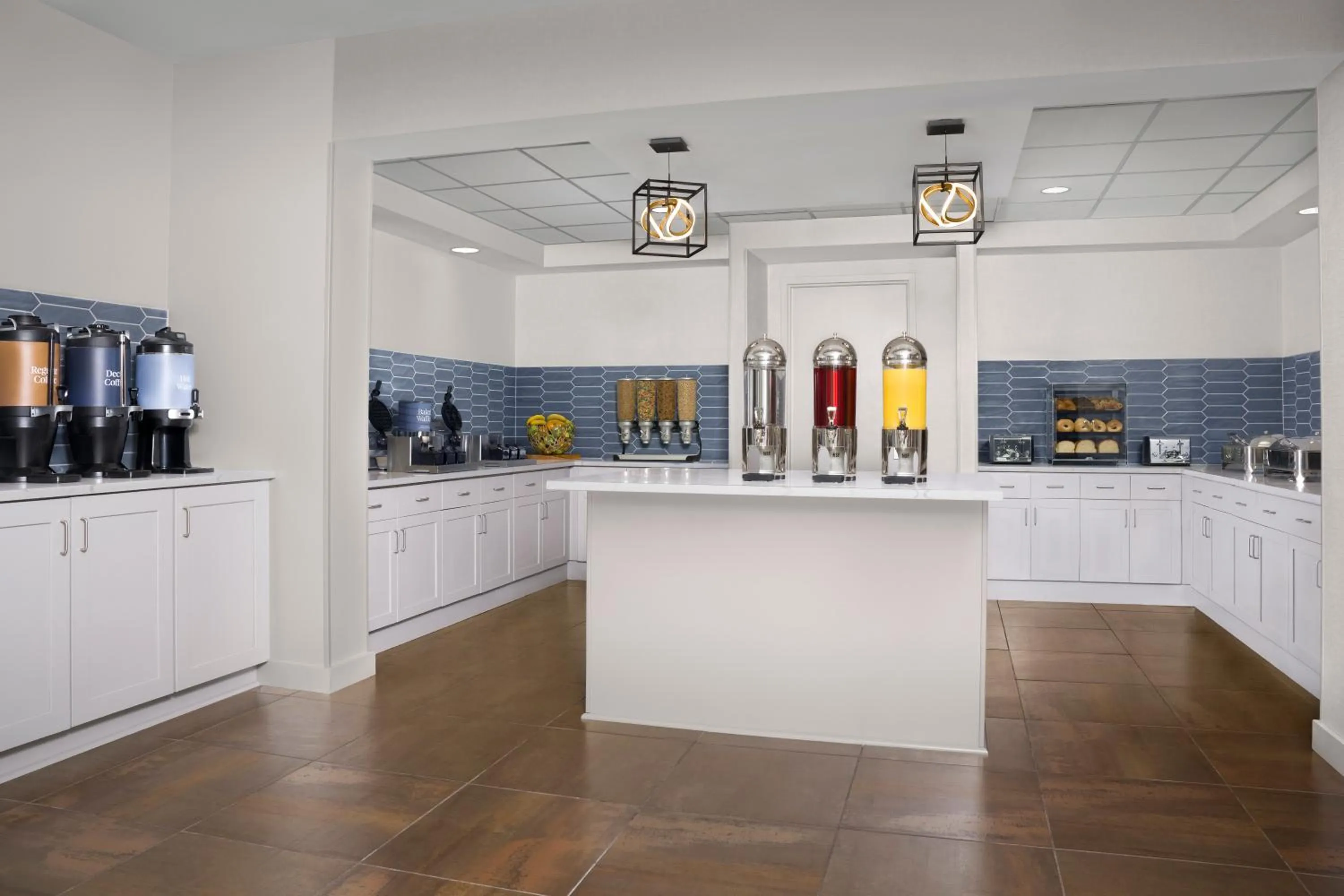 Breakfast in Homewood Suites by Hilton Omaha - Downtown