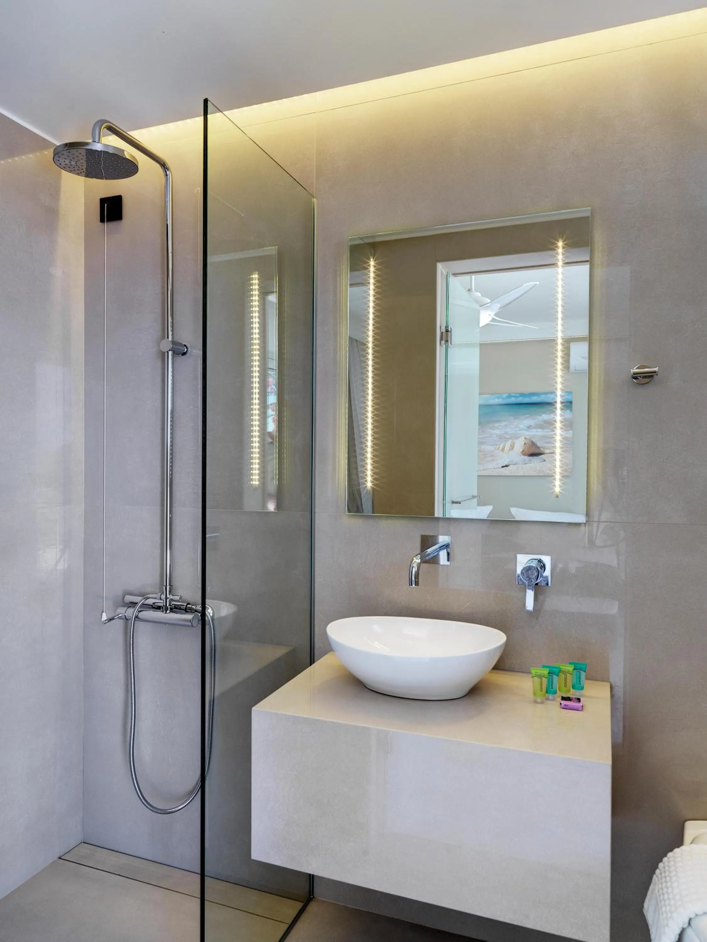 Bathroom in Forum Suites