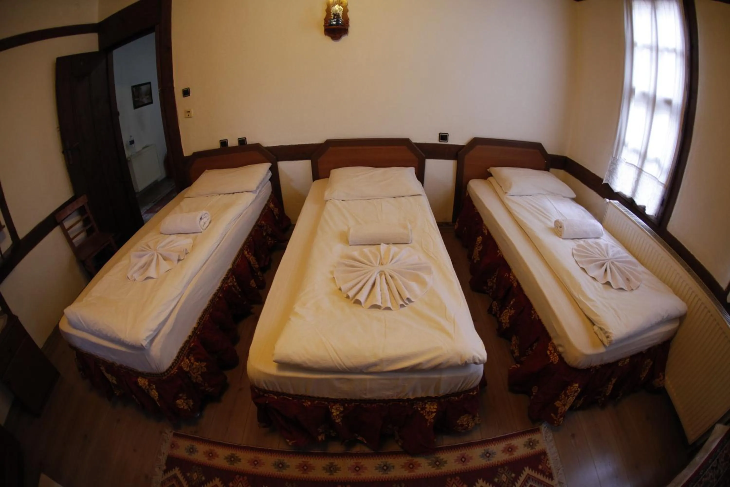 Bed in Arifbey Konak Hotel