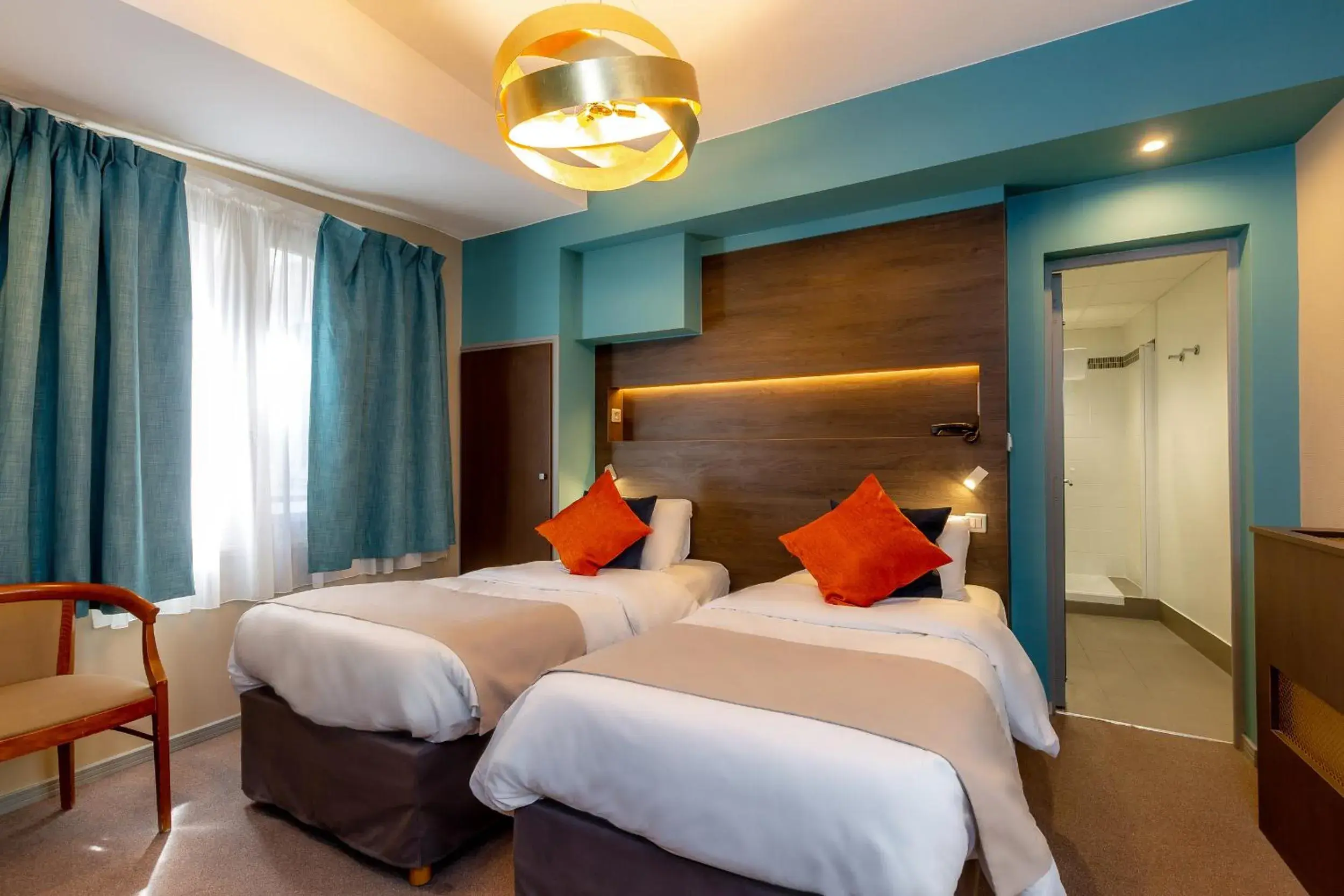 Twin Room in Kyriad Avignon - Palais des Papes Twin Room in Kyriad Avignon - Palais des Papes