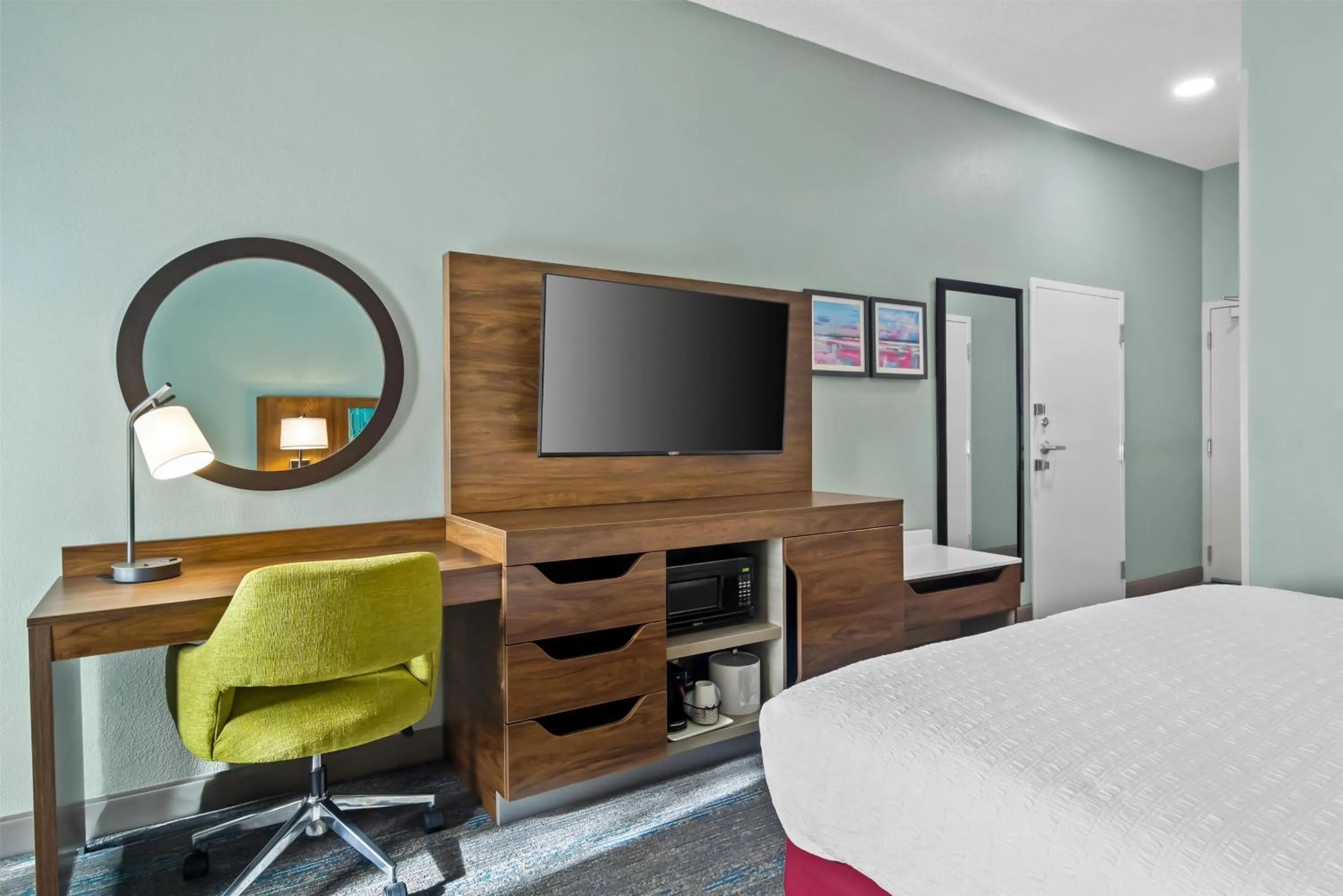 Bed in Hampton Inn Jacksonville Ponte Vedra