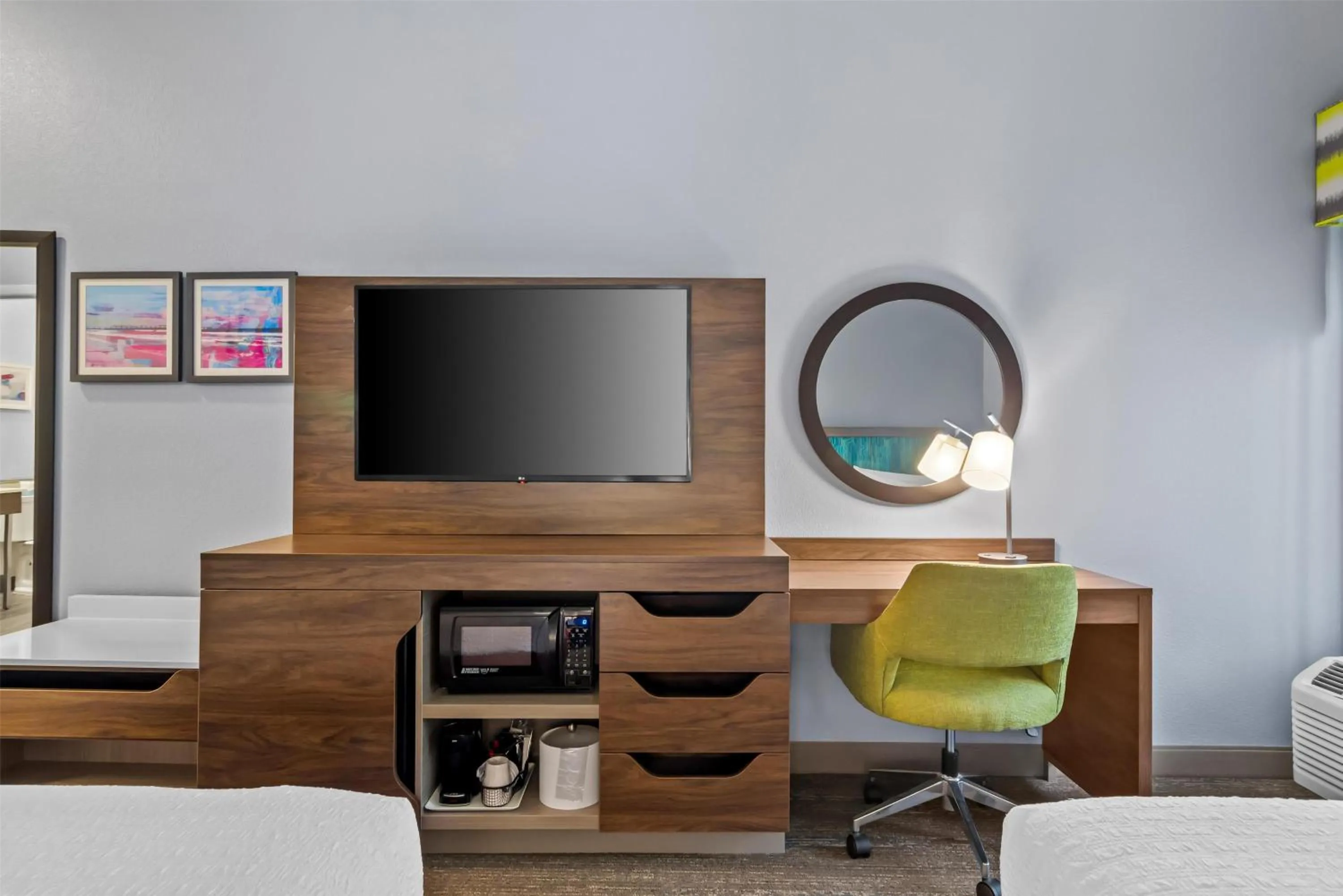 Bed in Hampton Inn Jacksonville Ponte Vedra