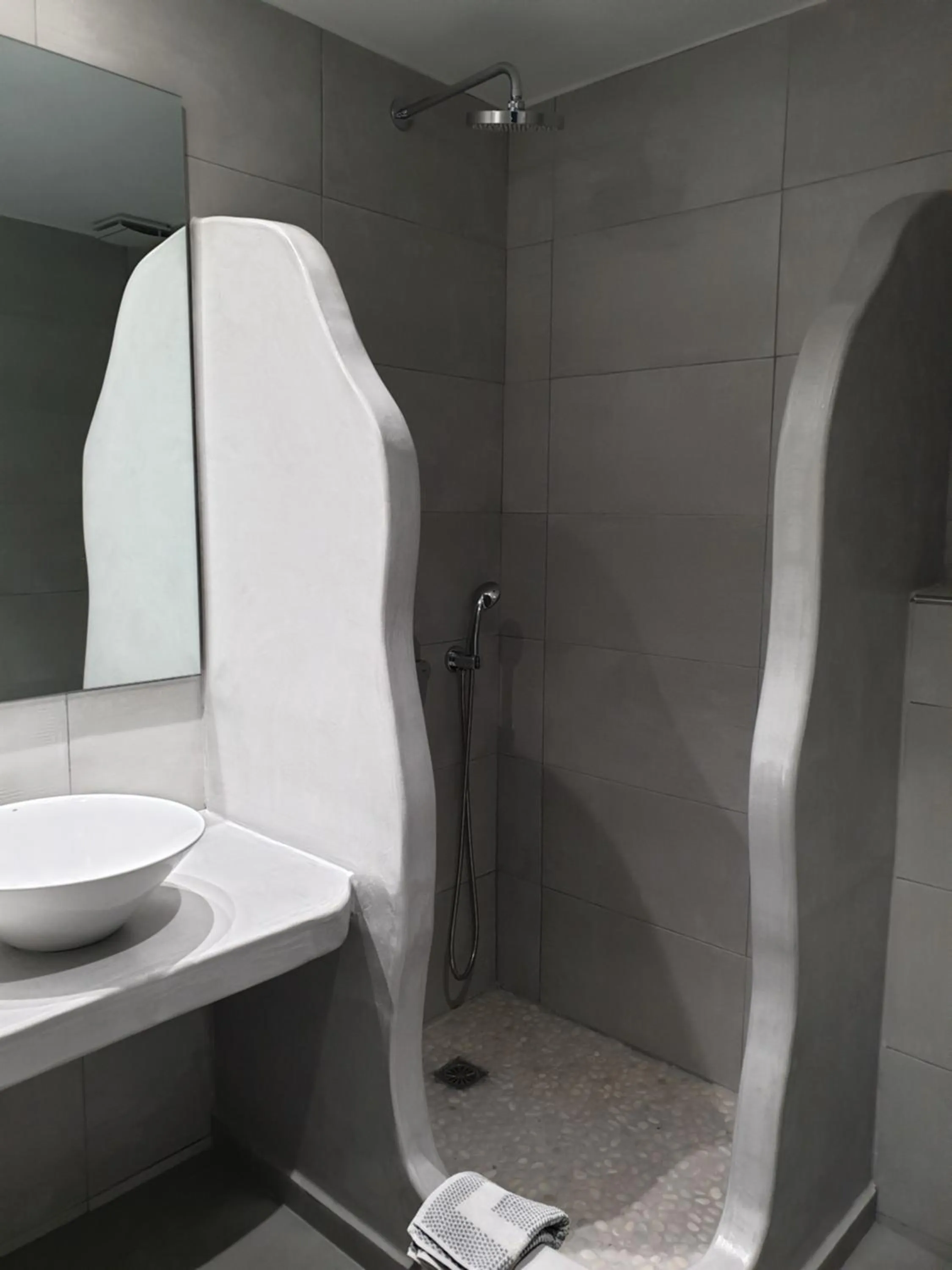 Bathroom in Sunflower ApartHotel