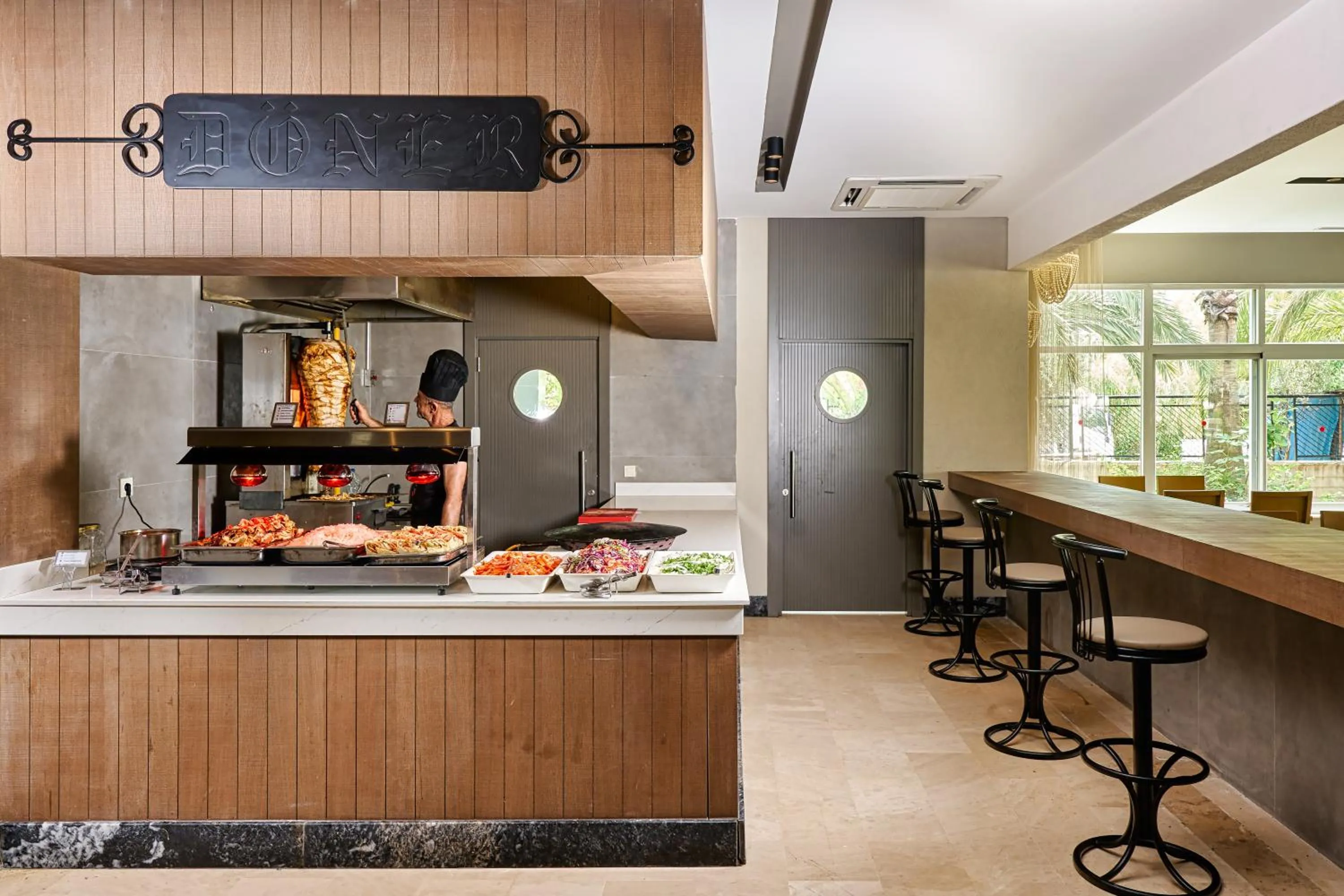 Restaurant/places to eat in Seaden Sea Planet Resort & Spa