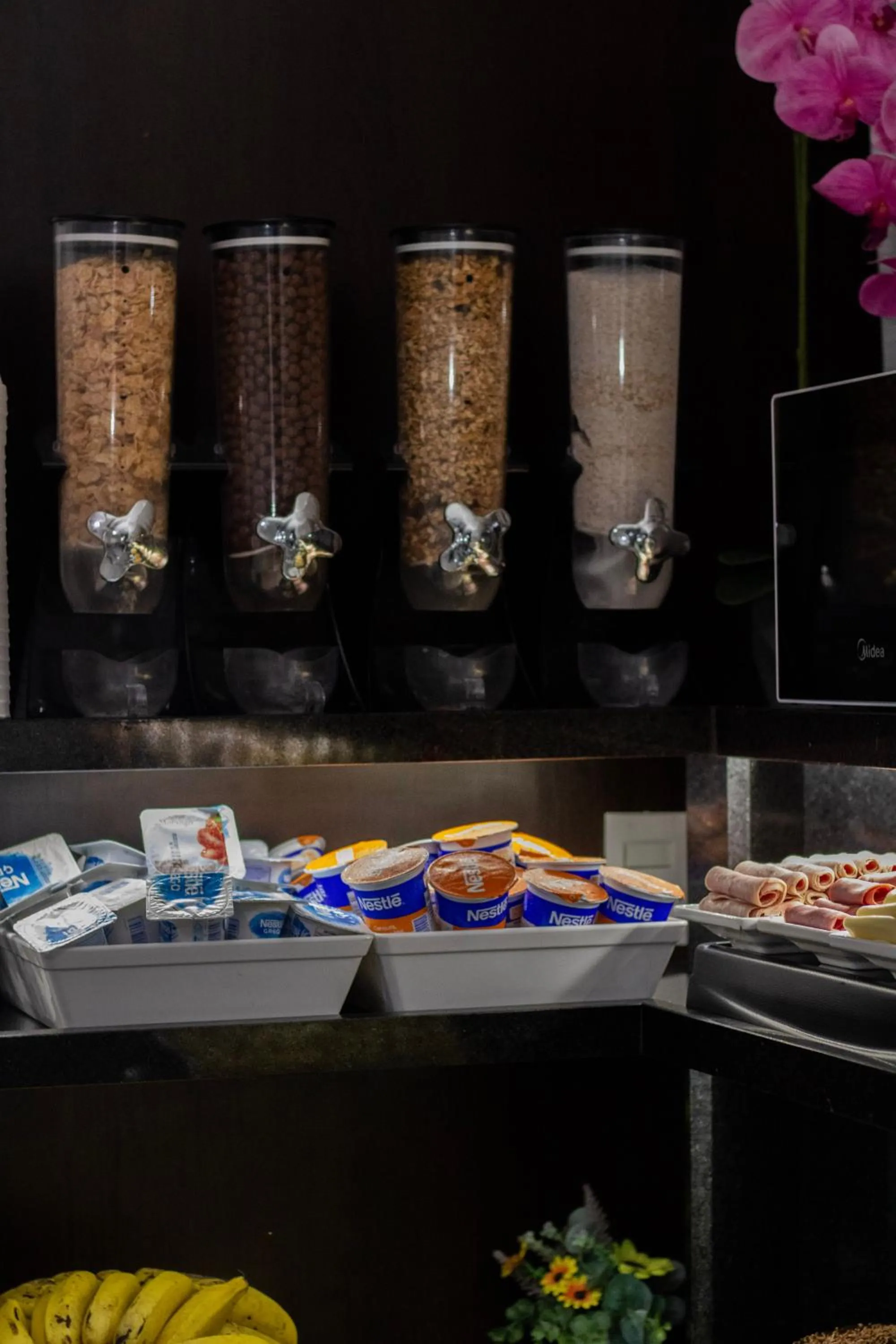 Breakfast in Hotel Aero Sleep Campinas