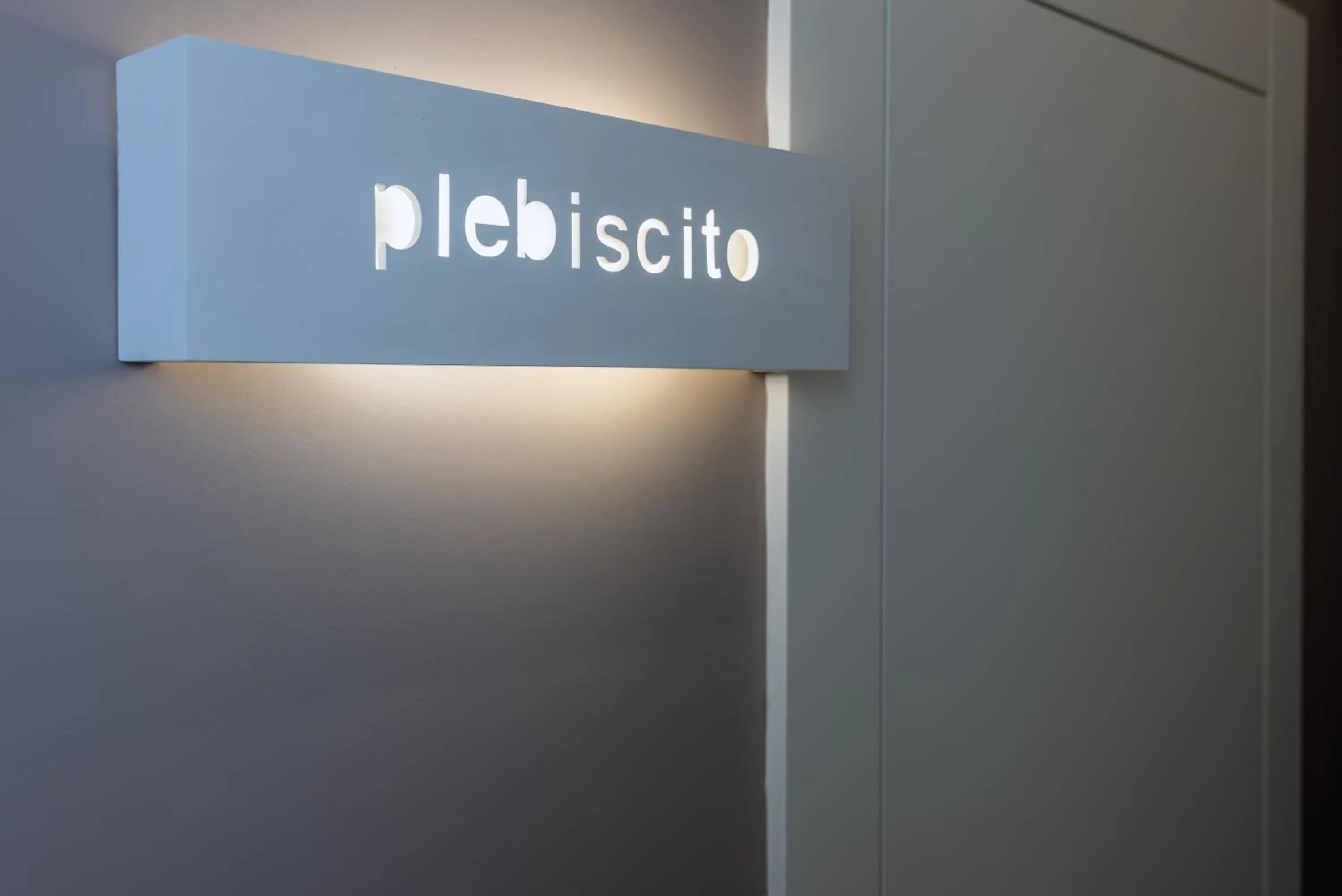 Property logo or sign in Napoli Squares Suites