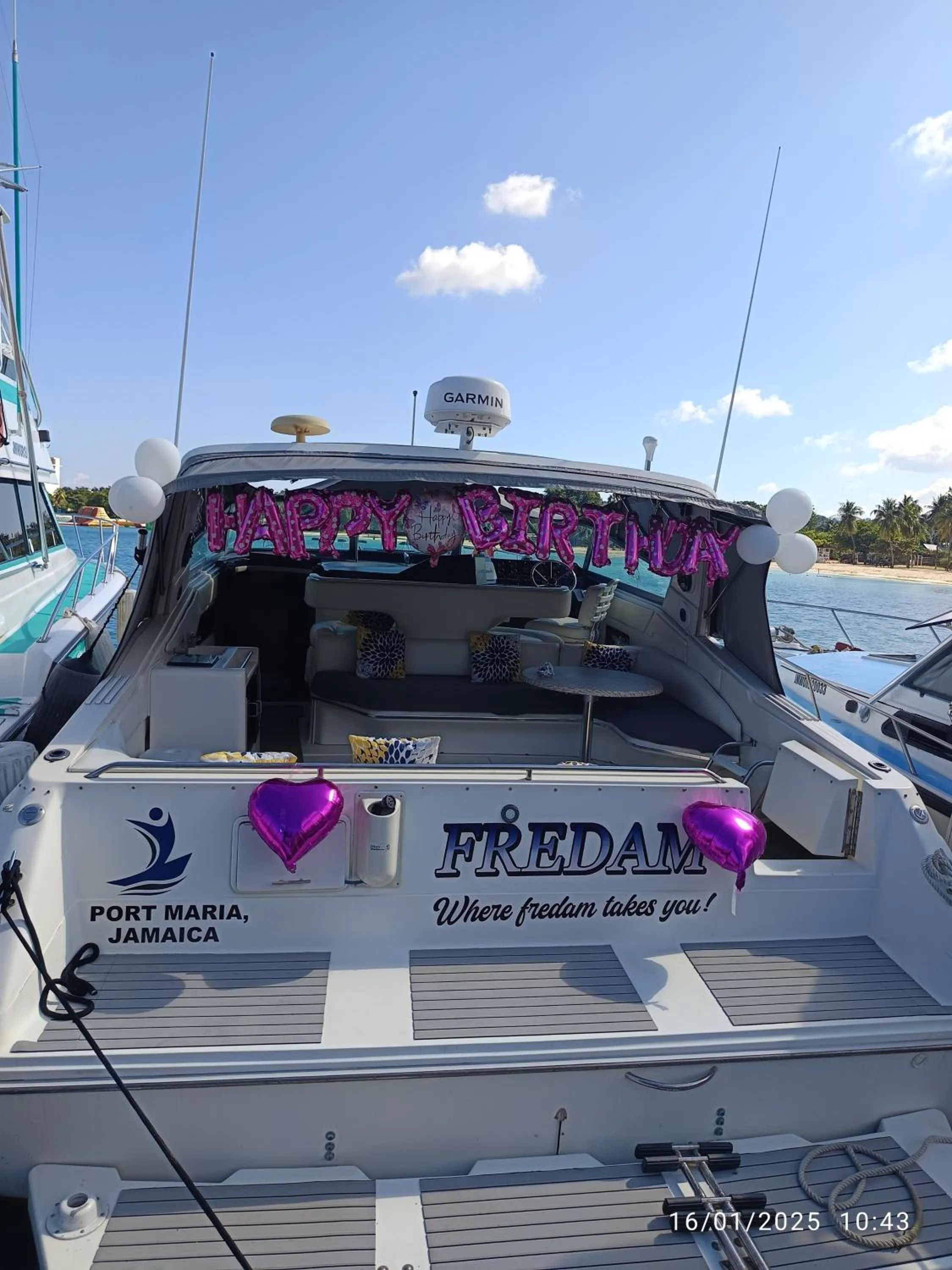 Shipwatcher Studio w/Mezzanine