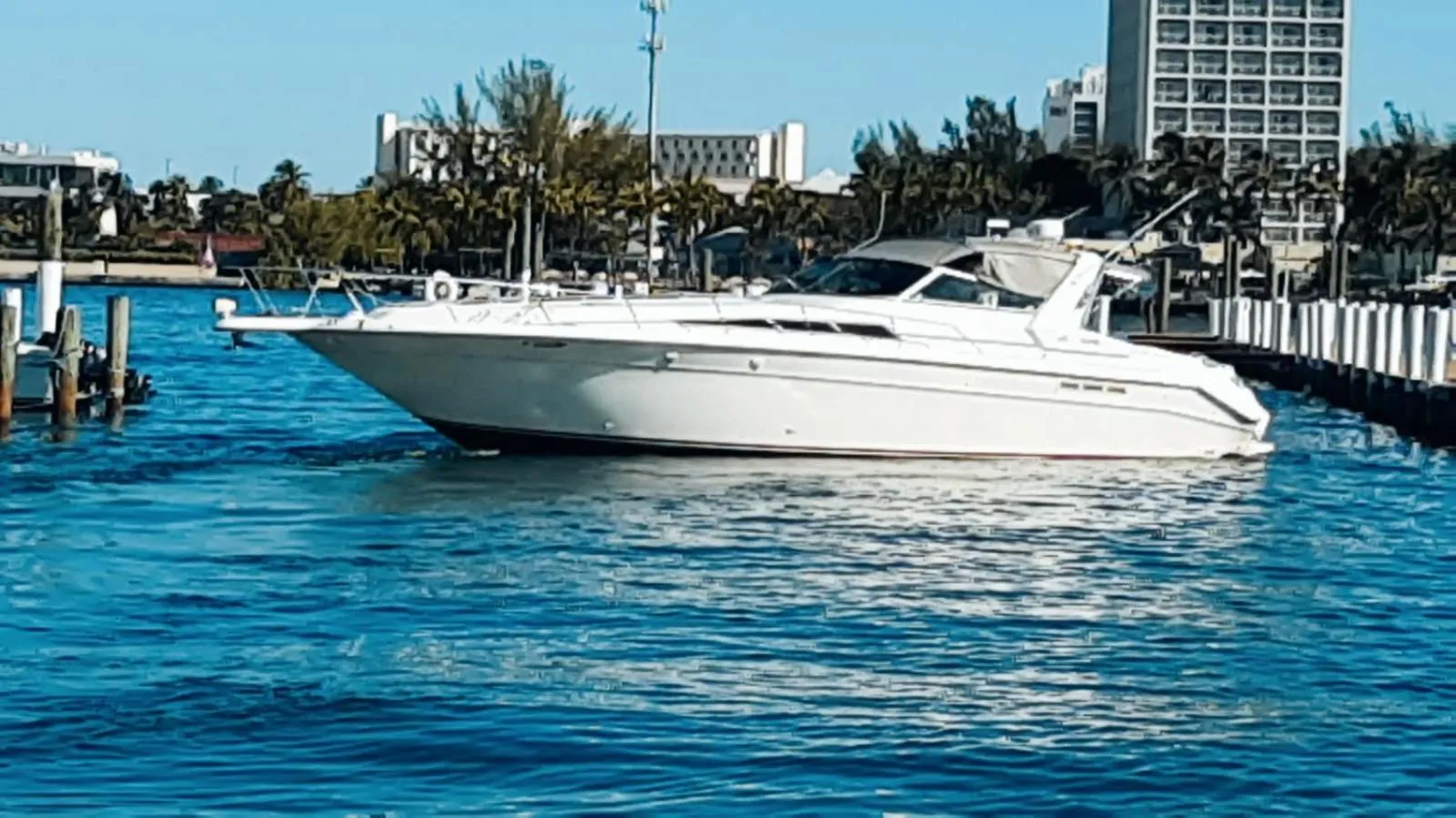 Shipwatcher Studio w/Mezzanine