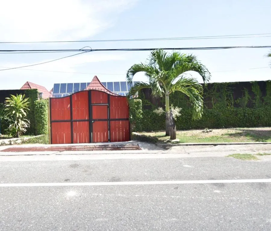 Area and facilities in Shipwatcher Studio w/Mezzanine