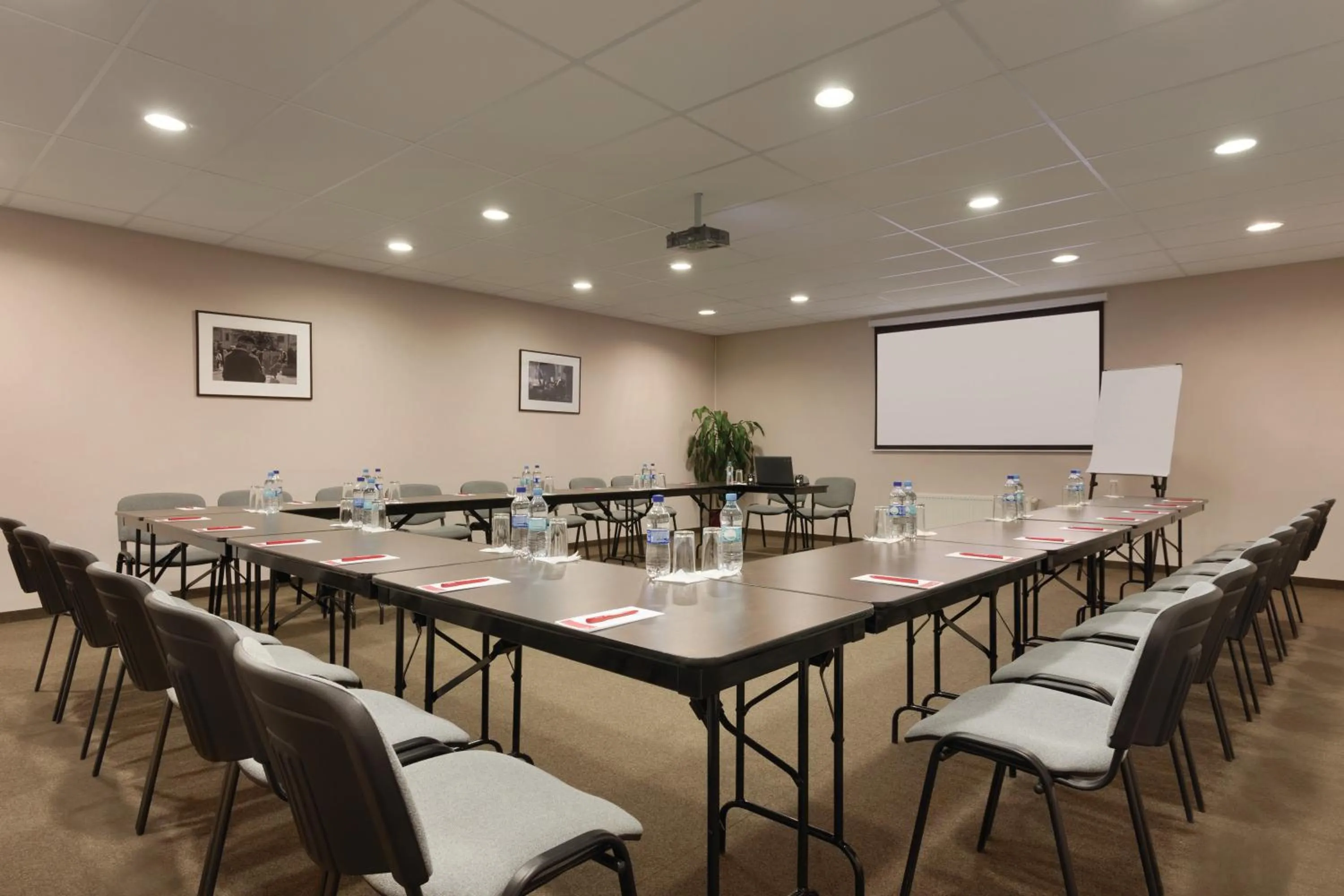 Meeting/conference room in Lviv Ramada Hotel