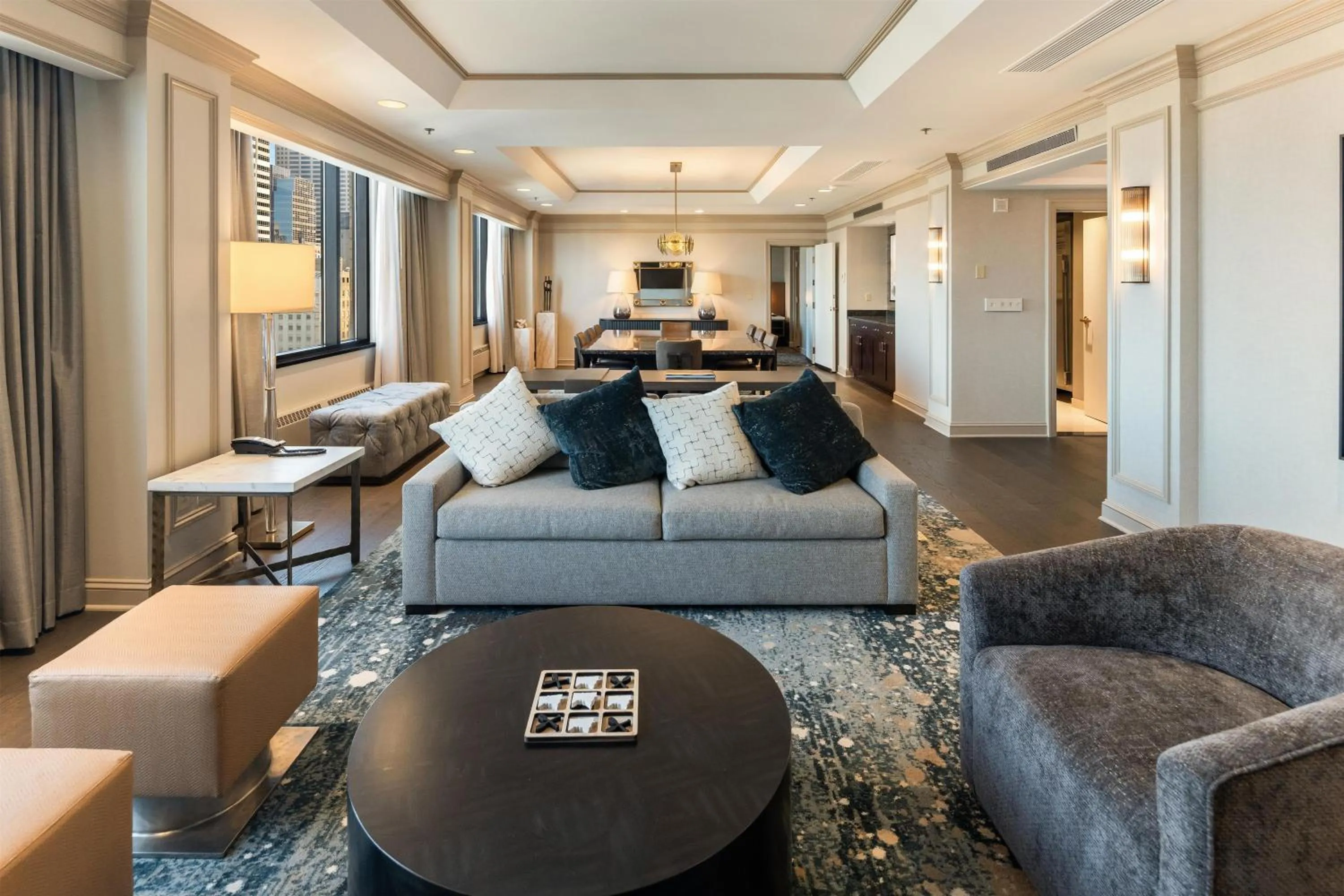 Living room in Hilton Minneapolis
