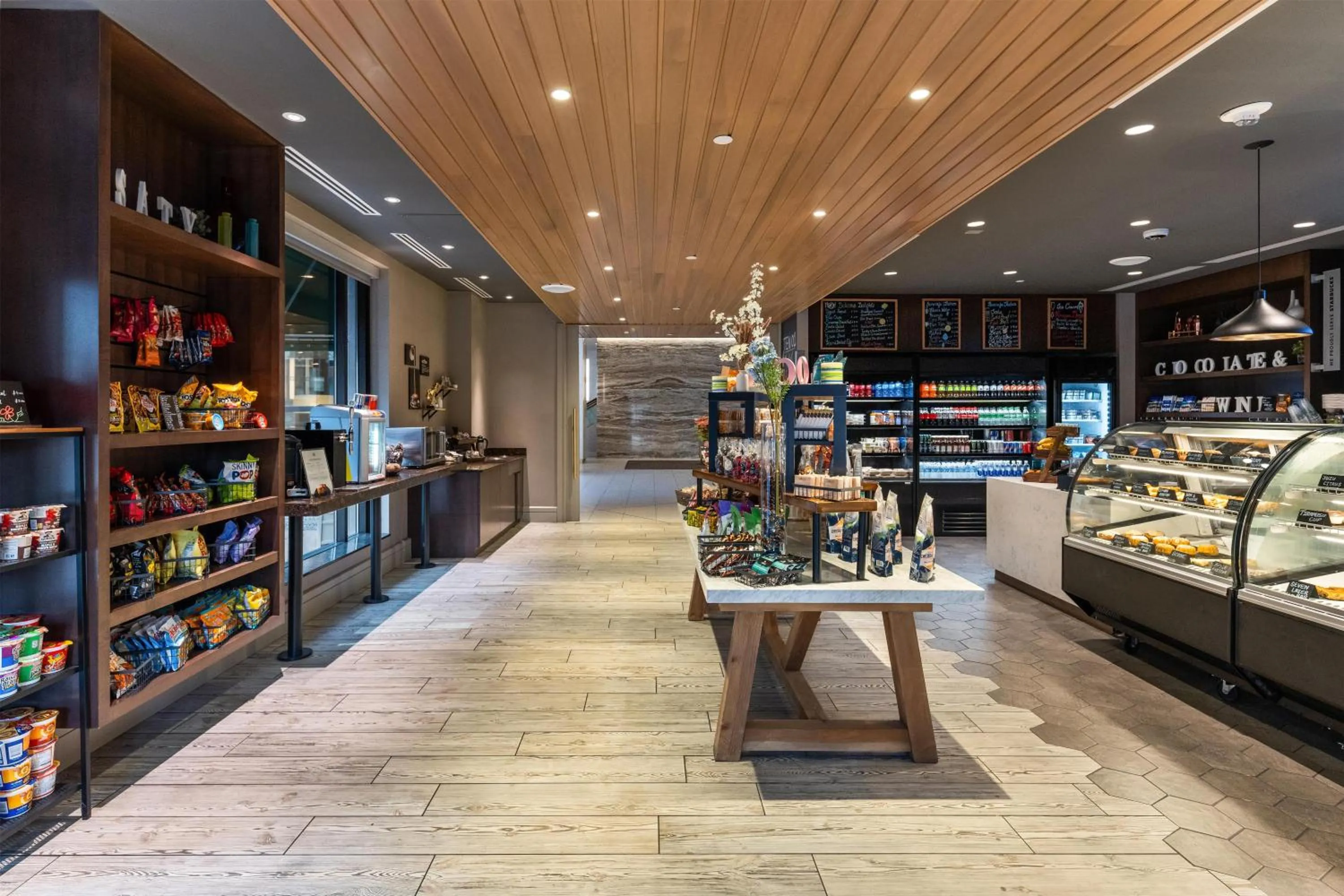 Restaurant/places to eat in Hilton Minneapolis