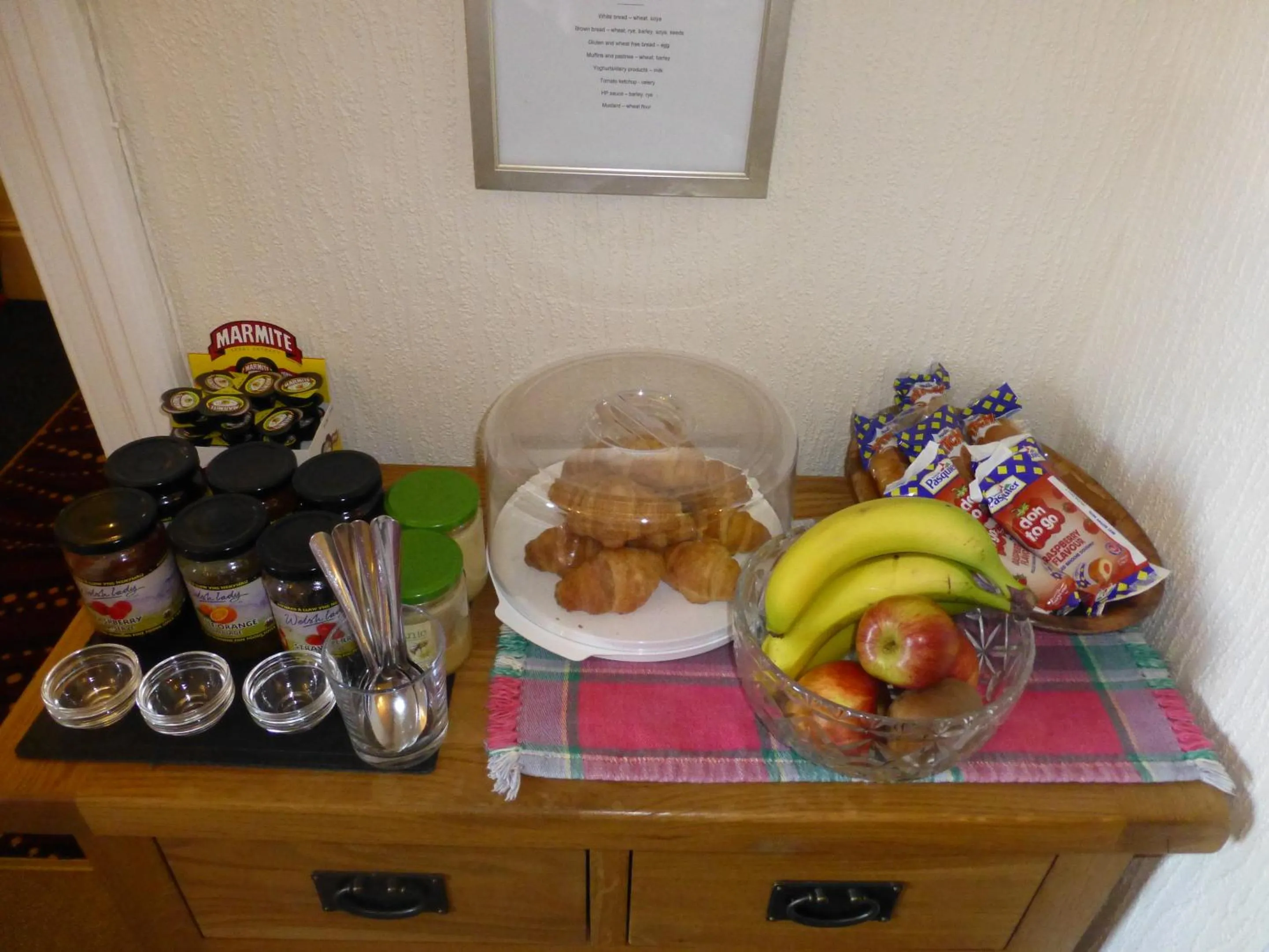 Dining area in Bryn Derwen Guest House