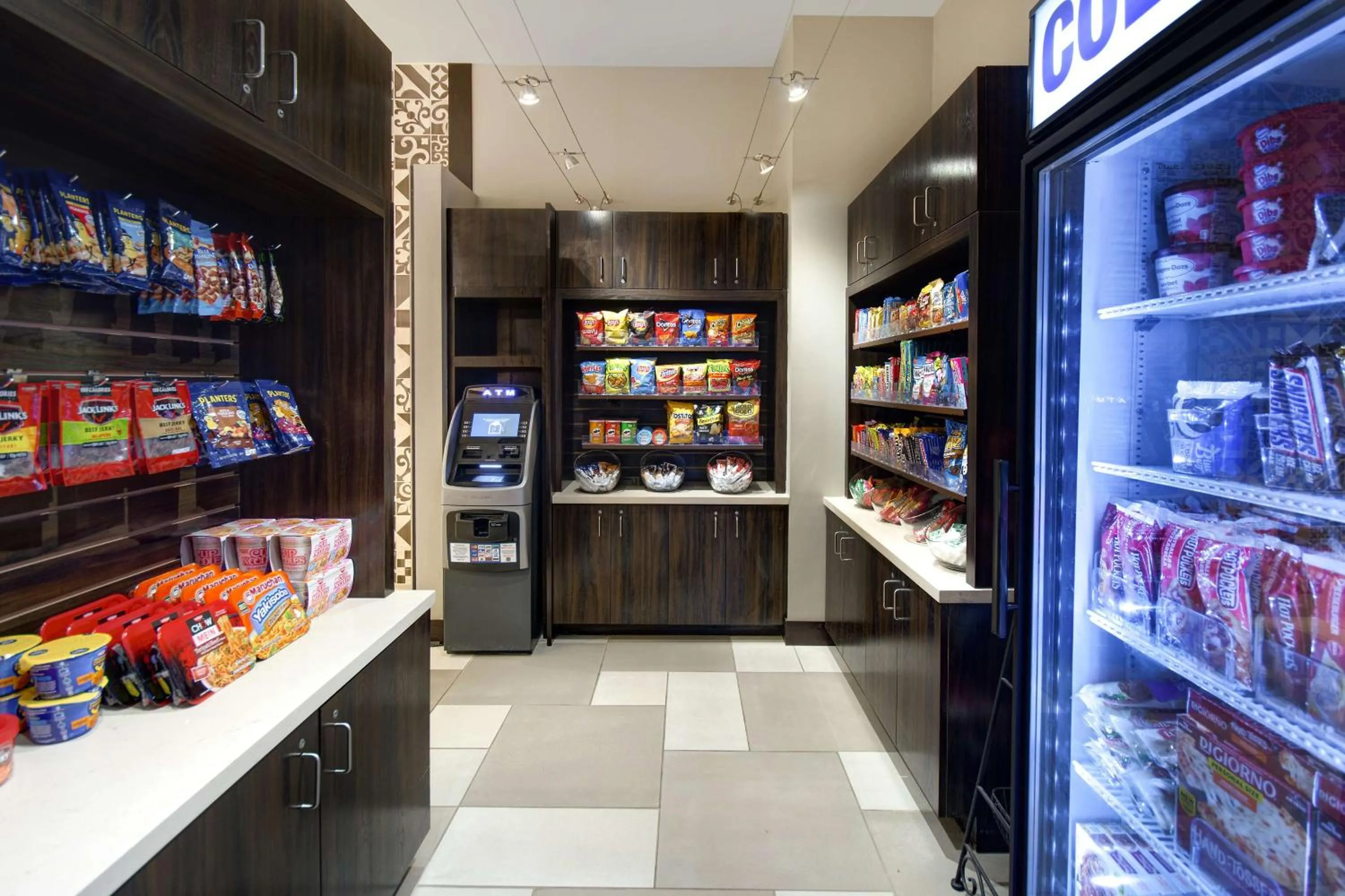 Restaurant/places to eat in Embassy Suites by Hilton Jacksonville Baymeadows